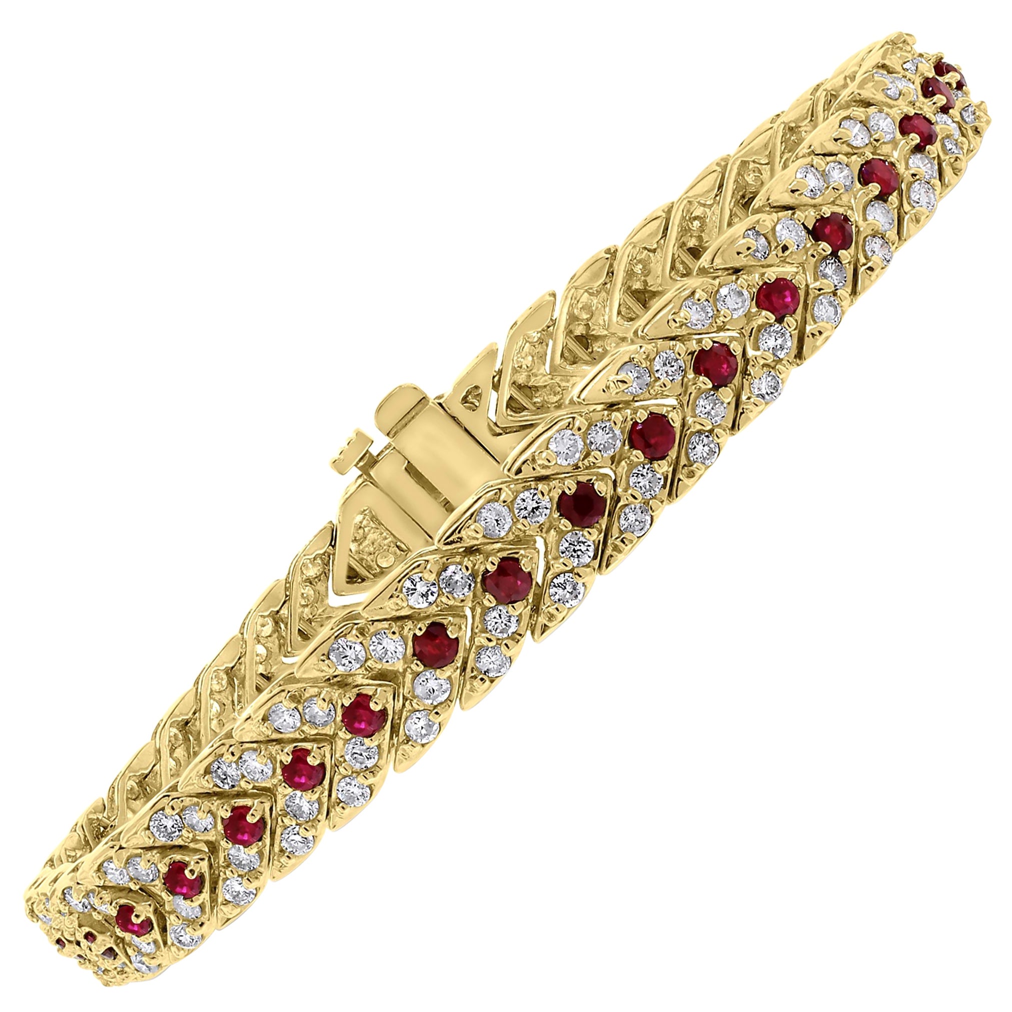 Pulsera Direcciones Beauvince (4,38 ct Diamantes y Rubíes) en Oro Amarillo en venta