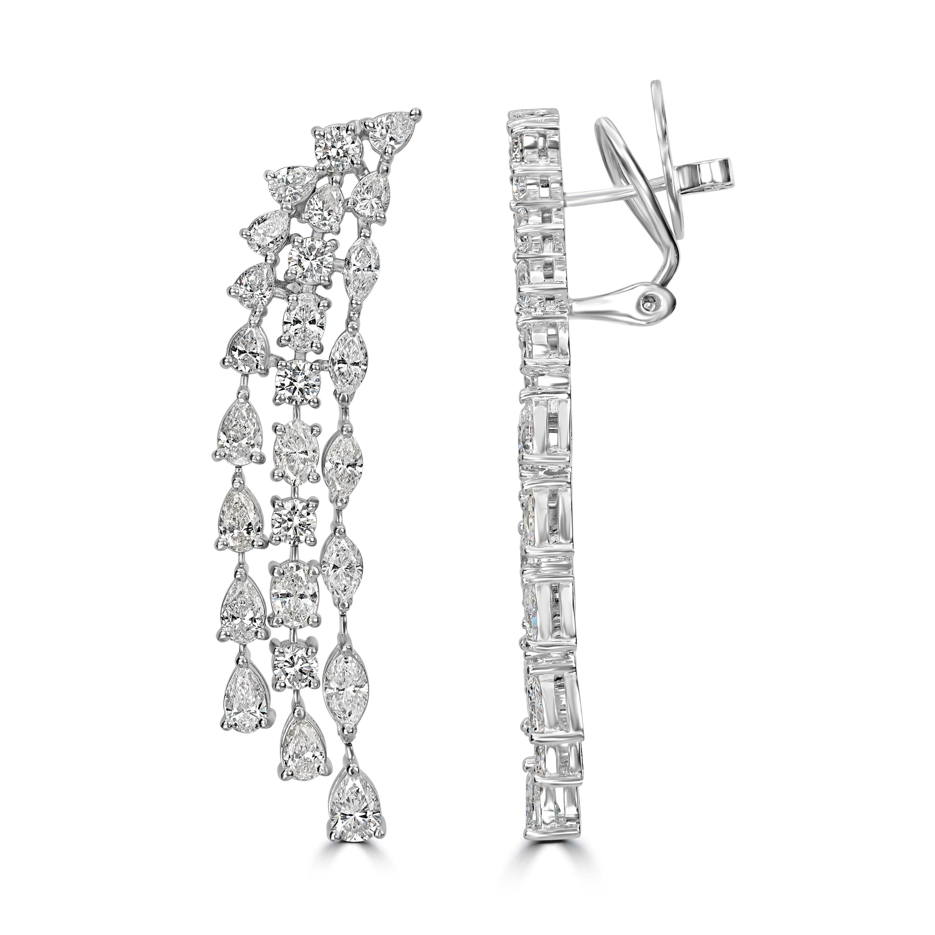 Beauvince Falls Diamond Earrings (9.79 ct Diamonds) in Platinum In condizioni Nuovo in vendita a New York, NY