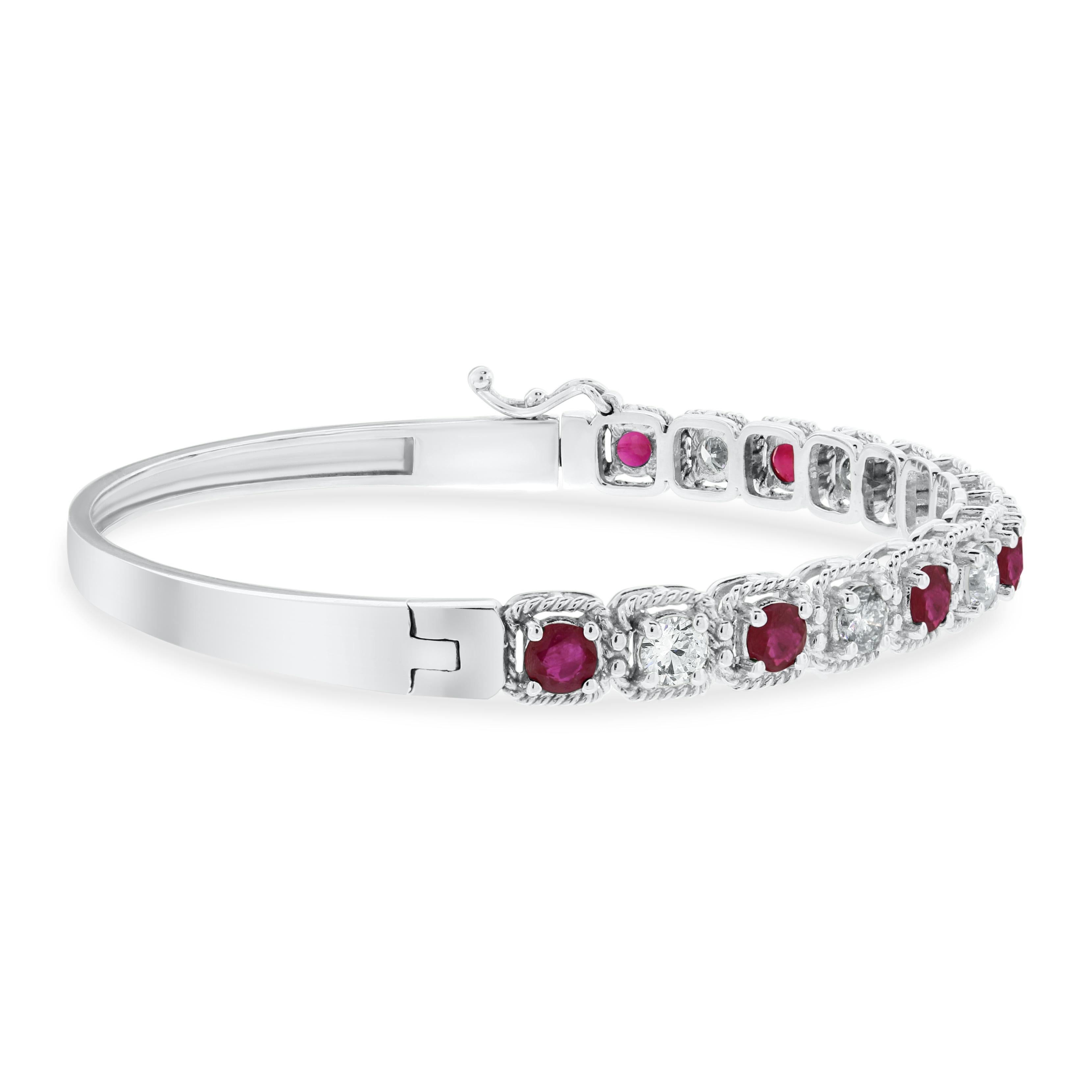 Beauvince Brazalete de Rubí de Fuego y Diamantes en Oro Blanco en venta 1
