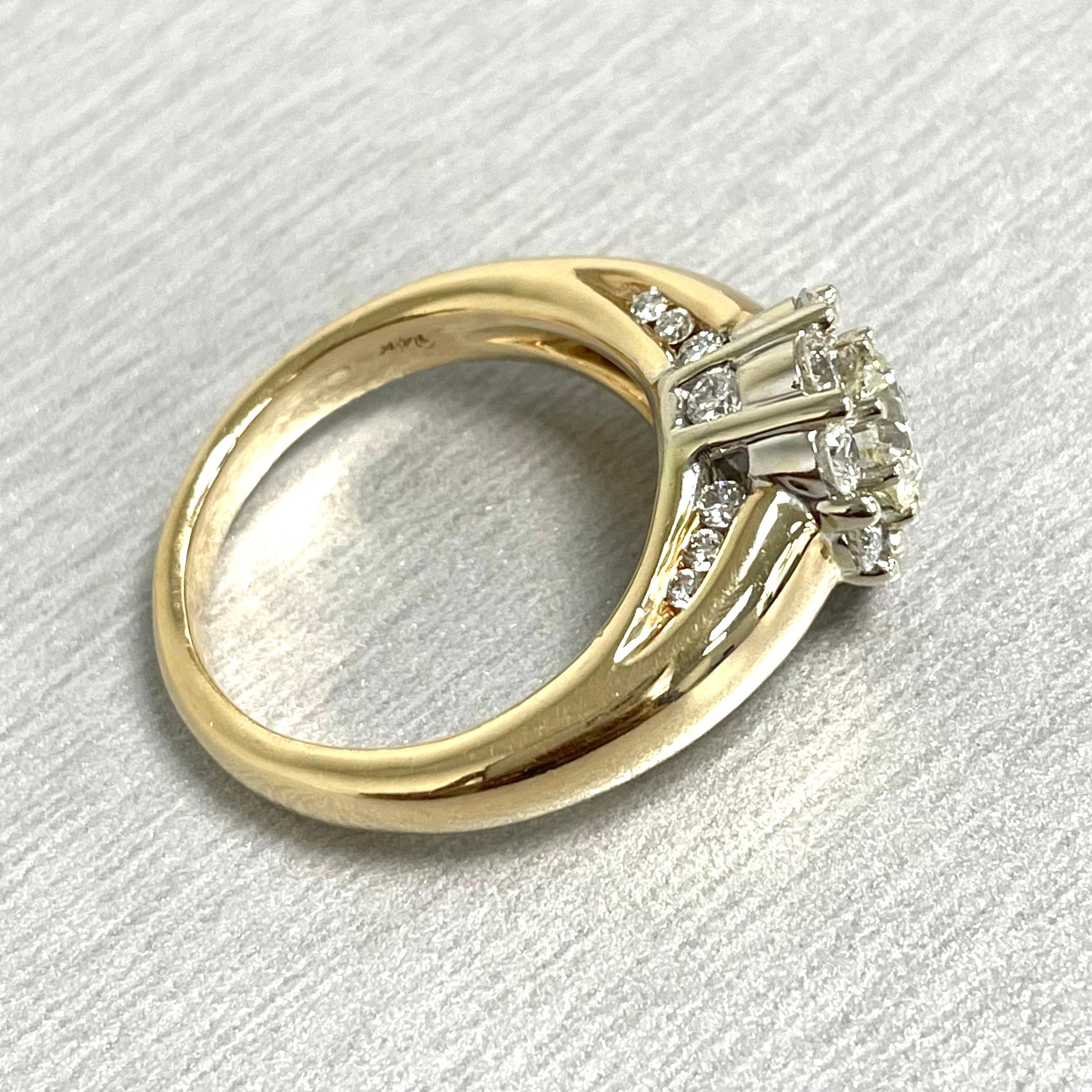 Beauvince Flora Engagement Ring '1.75 ct Diamonds' in Gold In New Condition For Sale In New York, NY