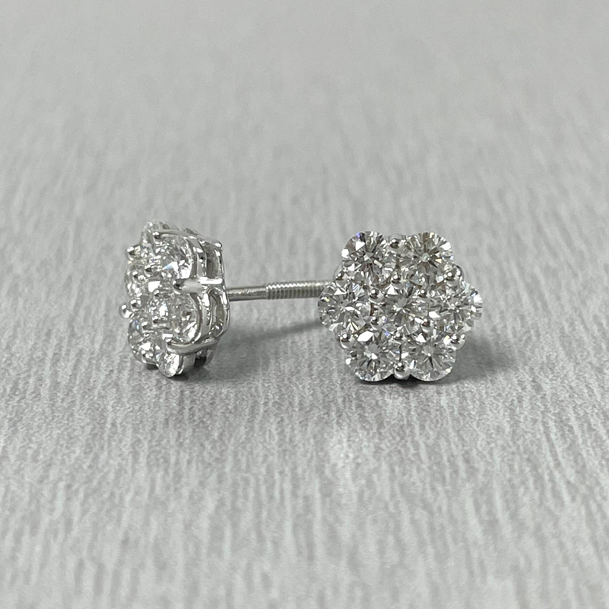 Beauvince Flower Cluster Studs 1.27 Carat Diamonds in 18K White Gold In New Condition For Sale In New York, NY