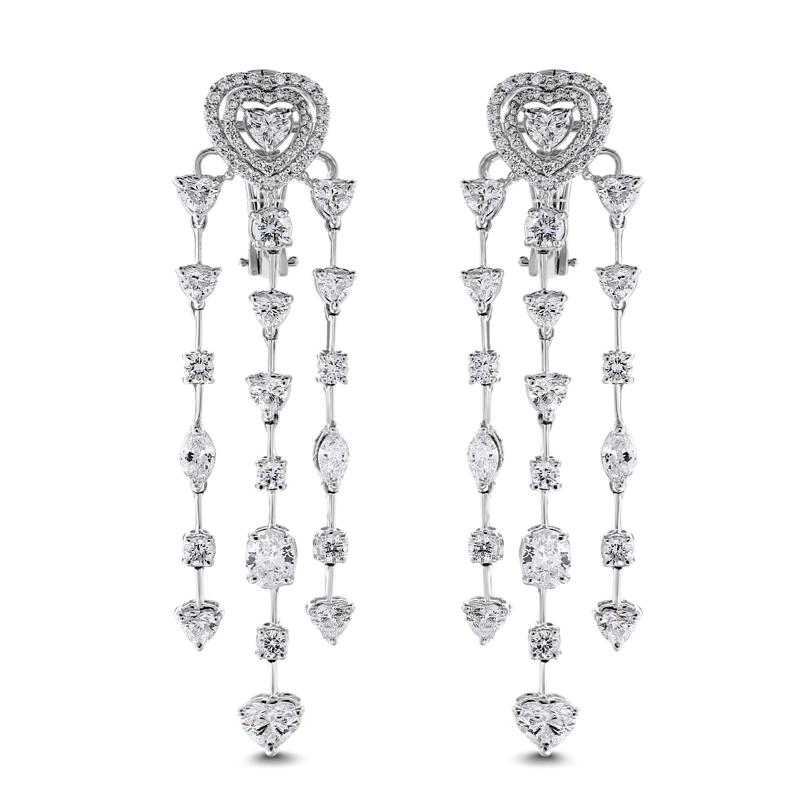 Beauvince Hearts Necklace and Earrings Suite in White Gold In New Condition For Sale In New York, NY