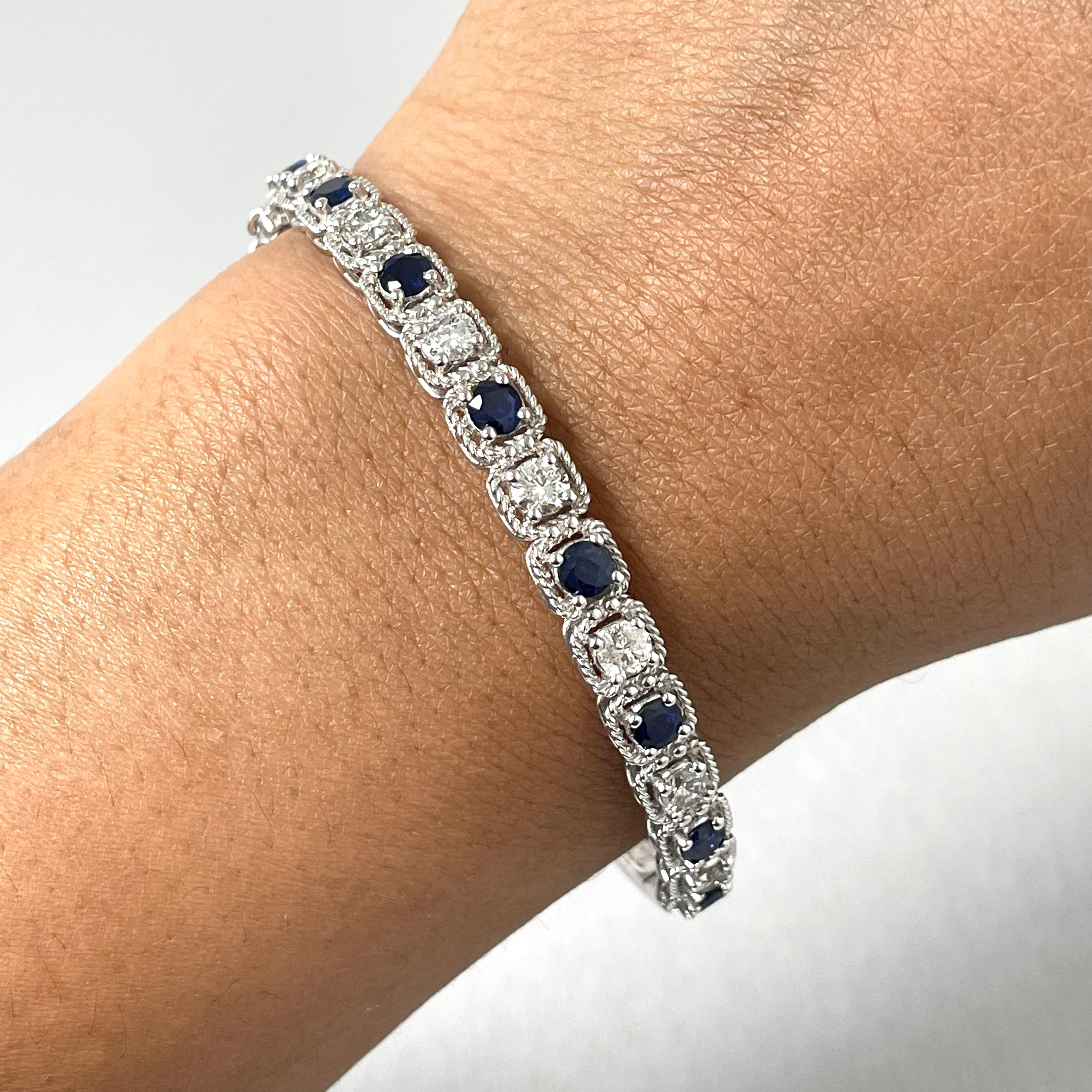 Taglio rotondo Bracciale Beauvince con zaffiro e diamante in oro bianco in vendita