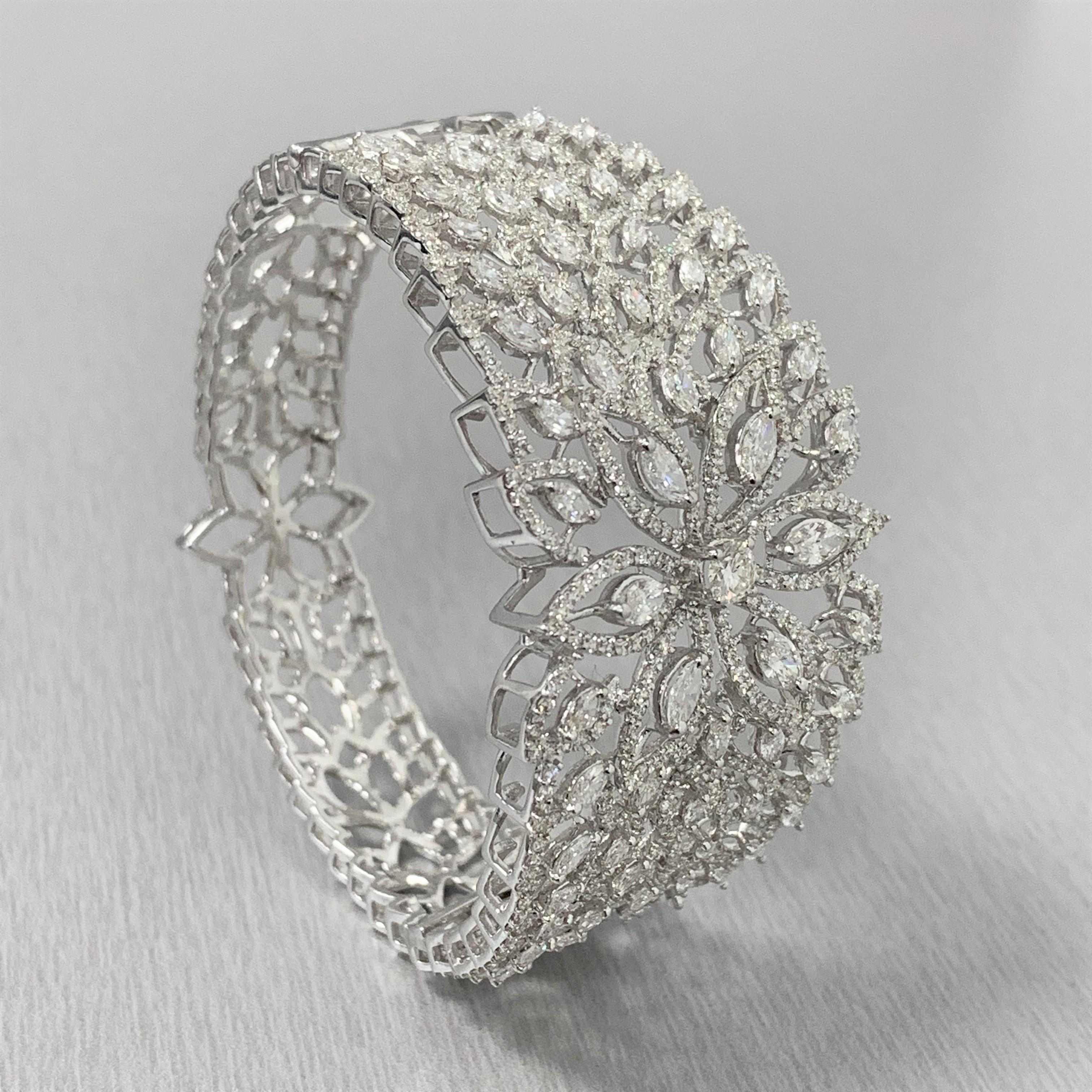 Beauvince Marquise Diamond Halo Cuff Bangle in White Gold In New Condition For Sale In New York, NY