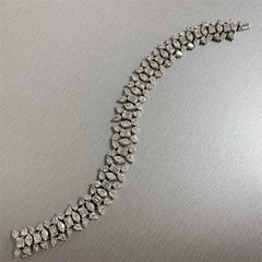 Beauvince Misha Floral Diamond Bracelet in Platinum