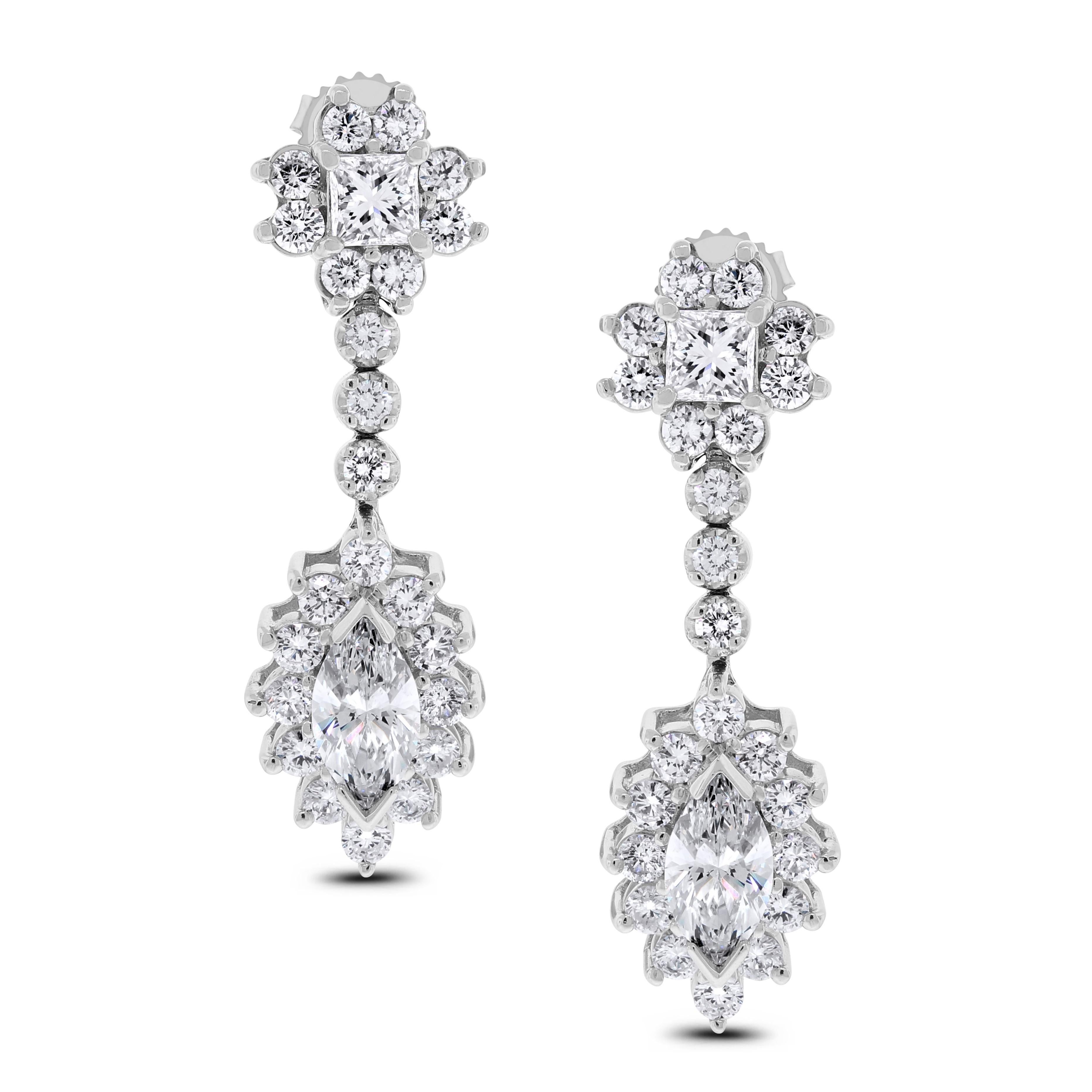 Contemporain Boucles d'oreilles princesse en or blanc (5,98 ct de diamants) Whiting en vente
