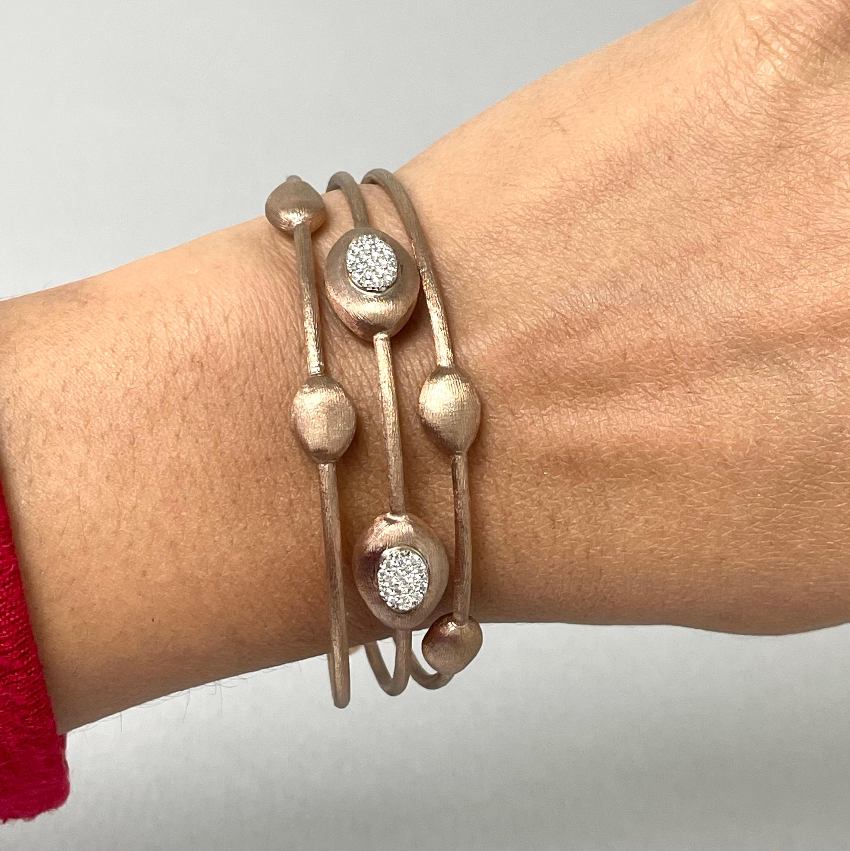 Contemporaneo Beauvince Pulse Satin Diamond Bangle '0,25 Carat Diamonds' in oro rosa in vendita