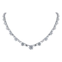 Collana Beauvince Queen con diamanti solitari da 38,05 carati in oro bianco
