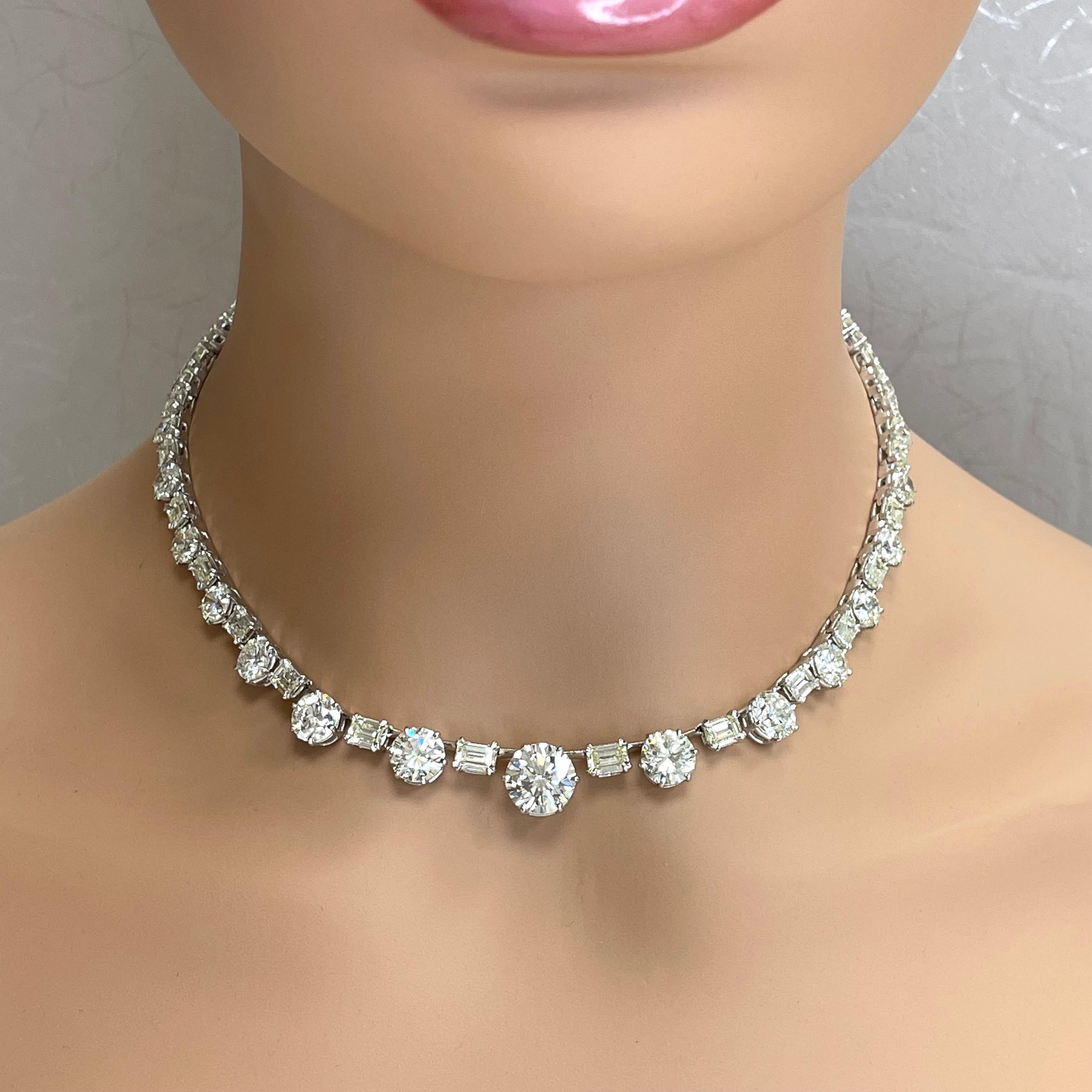 queen diamond necklace