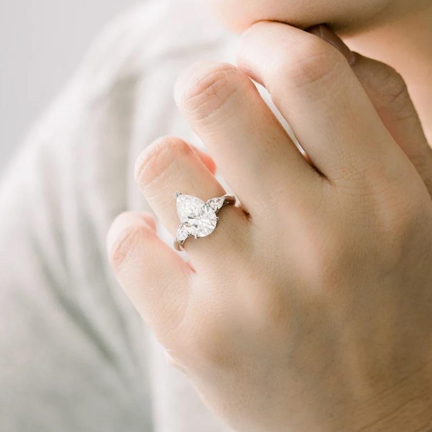Pear Cut Beauvince Reem Pear Shape 3 Stone Engagement Ring (3.01 ct HVS1 GIA Diamond)