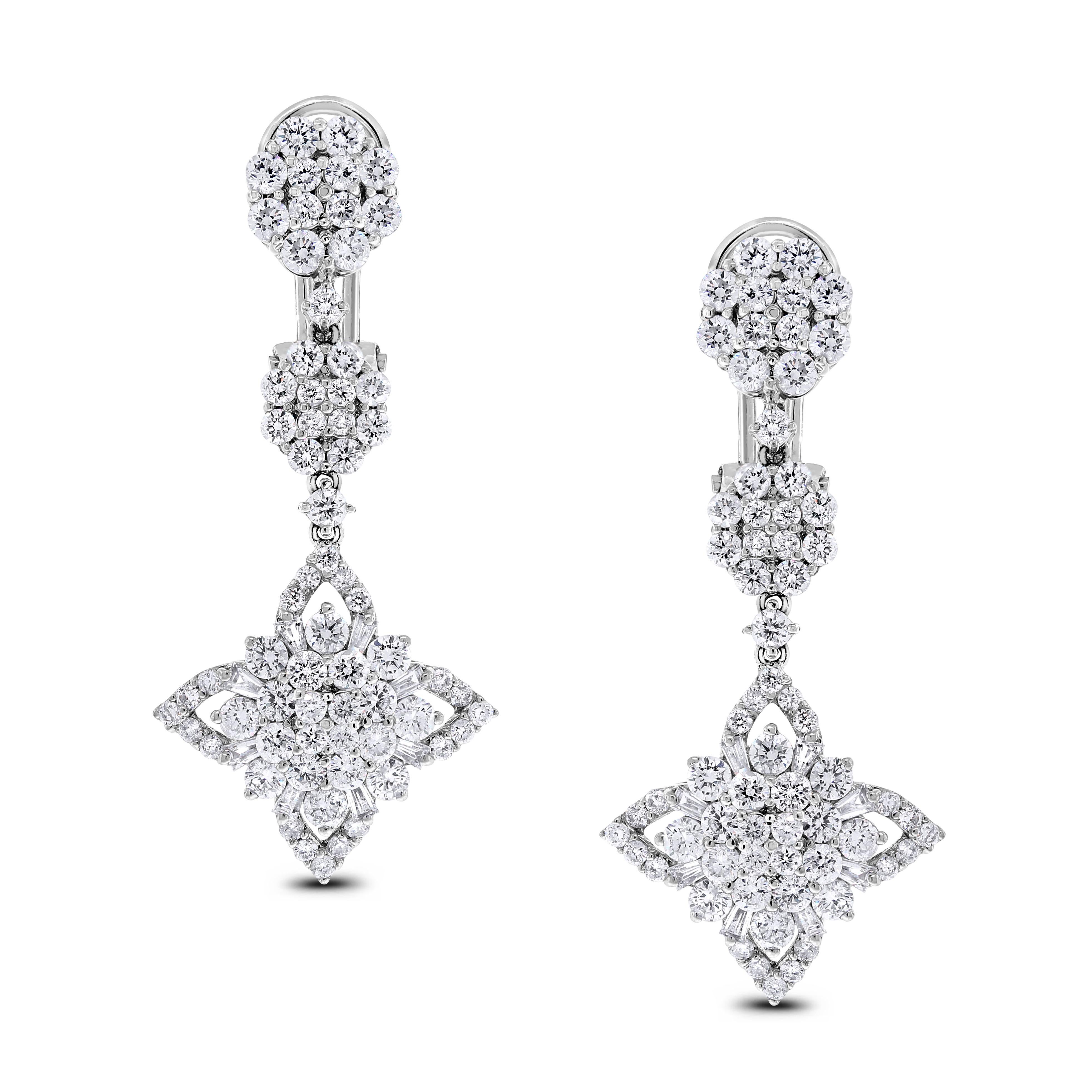 Contemporary Beauvince Regina Diamond Earrings (3.48 ct Diamonds) in White Gold For Sale