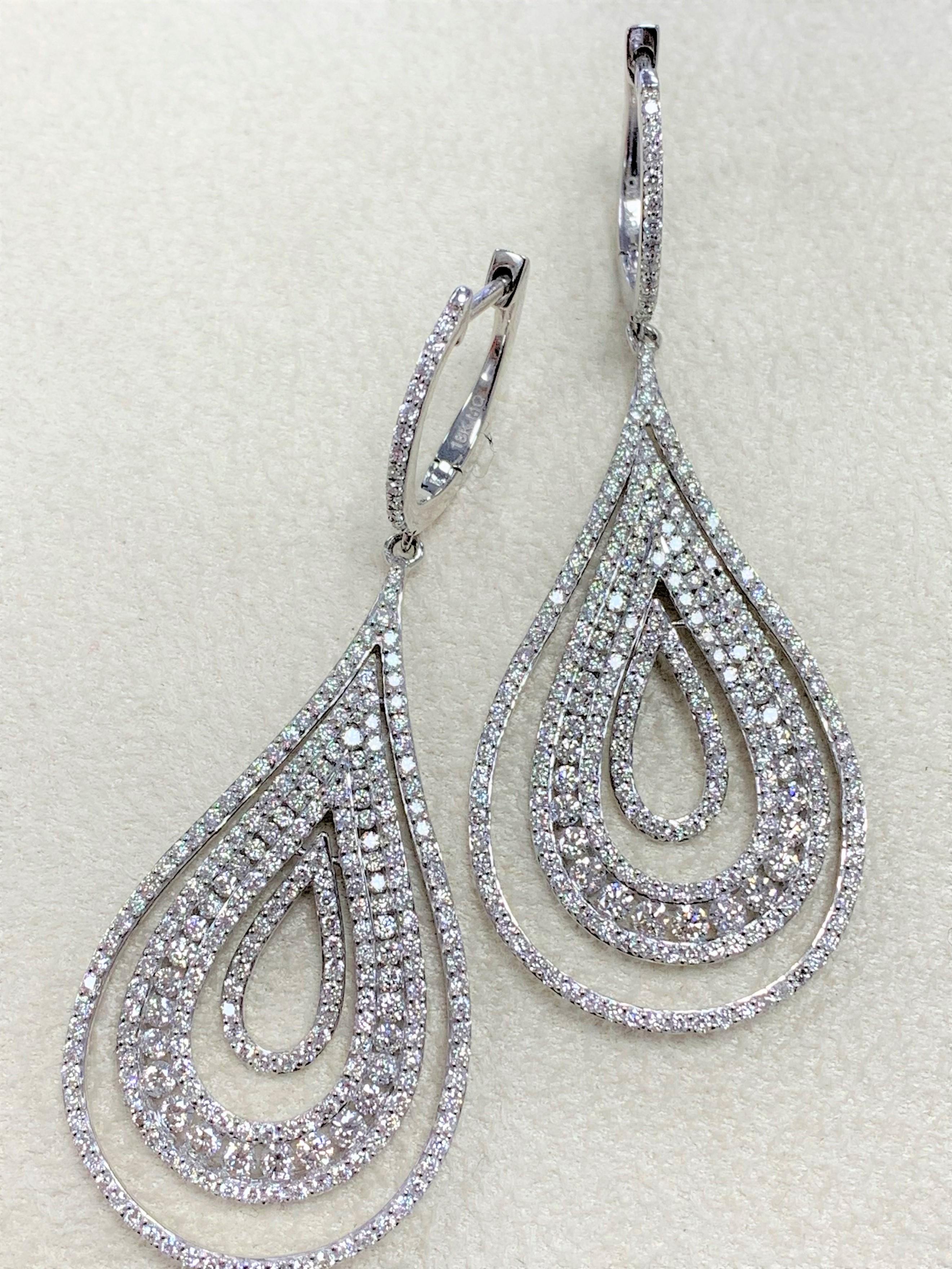 Contemporary Beauvince Pear Drop Dangle Diamond Earrings in White Gold For Sale