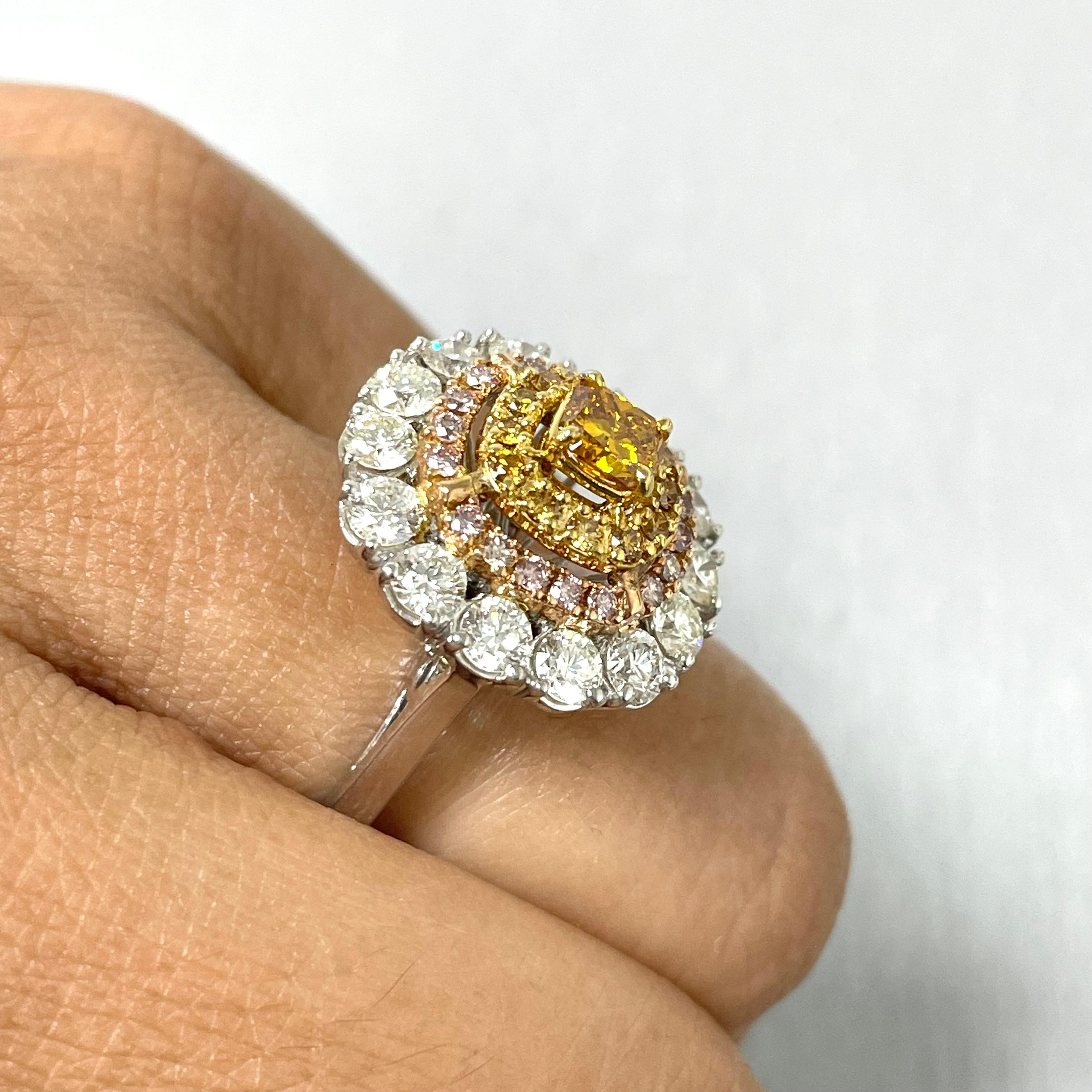 Contemporary Beauvince Sun Diamond Cocktail Ring '2.58 ct Diamonds' in Gold