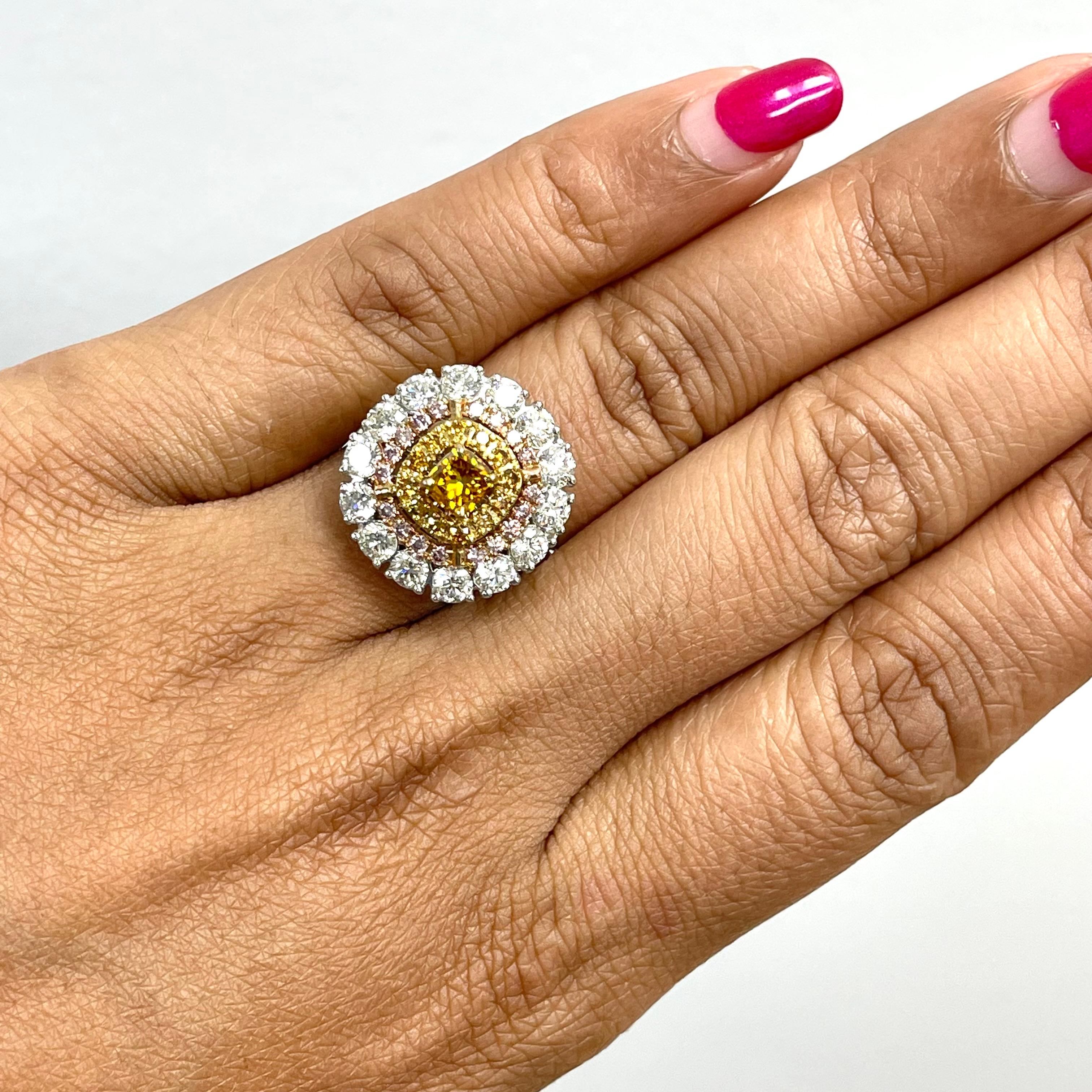 Radiant Cut Beauvince Sun Diamond Cocktail Ring '2.58 ct Diamonds' in Gold For Sale