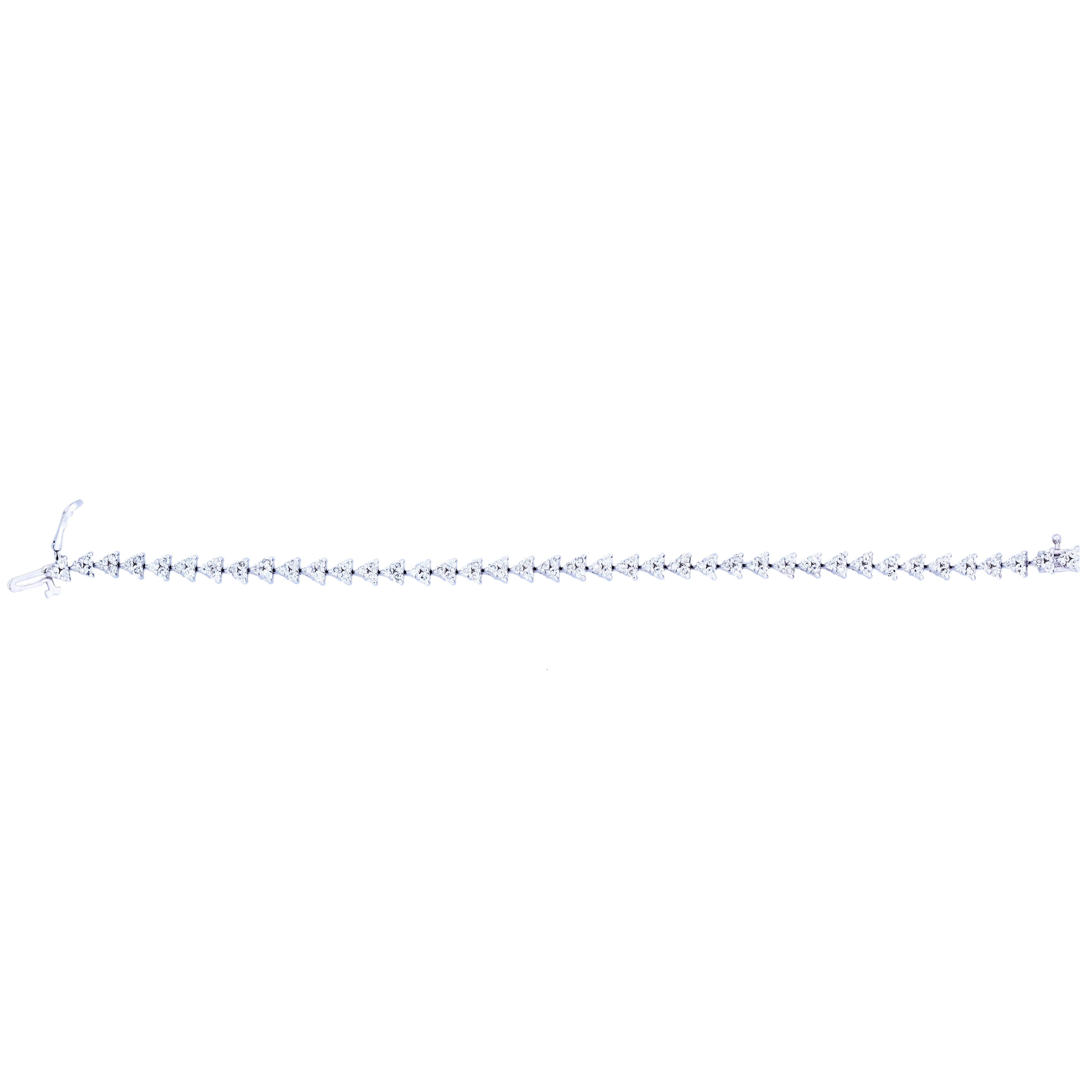 Beauvince Tian Diamond Tennis Bracelet (4.98 ct Diamonds) in White Gold In New Condition For Sale In New York, NY