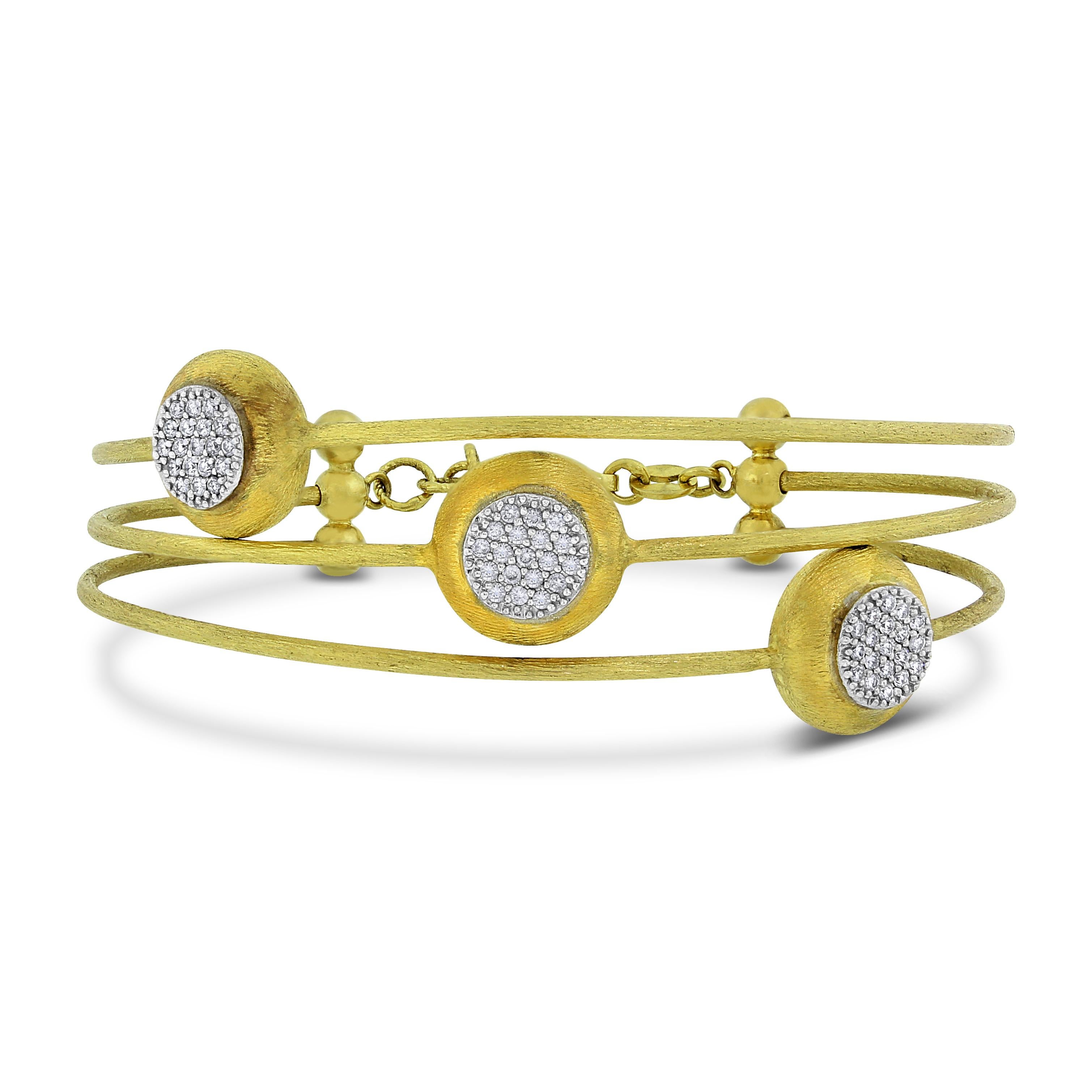 Bracelet jonc Trinity en or jaune avec diamants (0,43 carat) Neuf - En vente à New York, NY