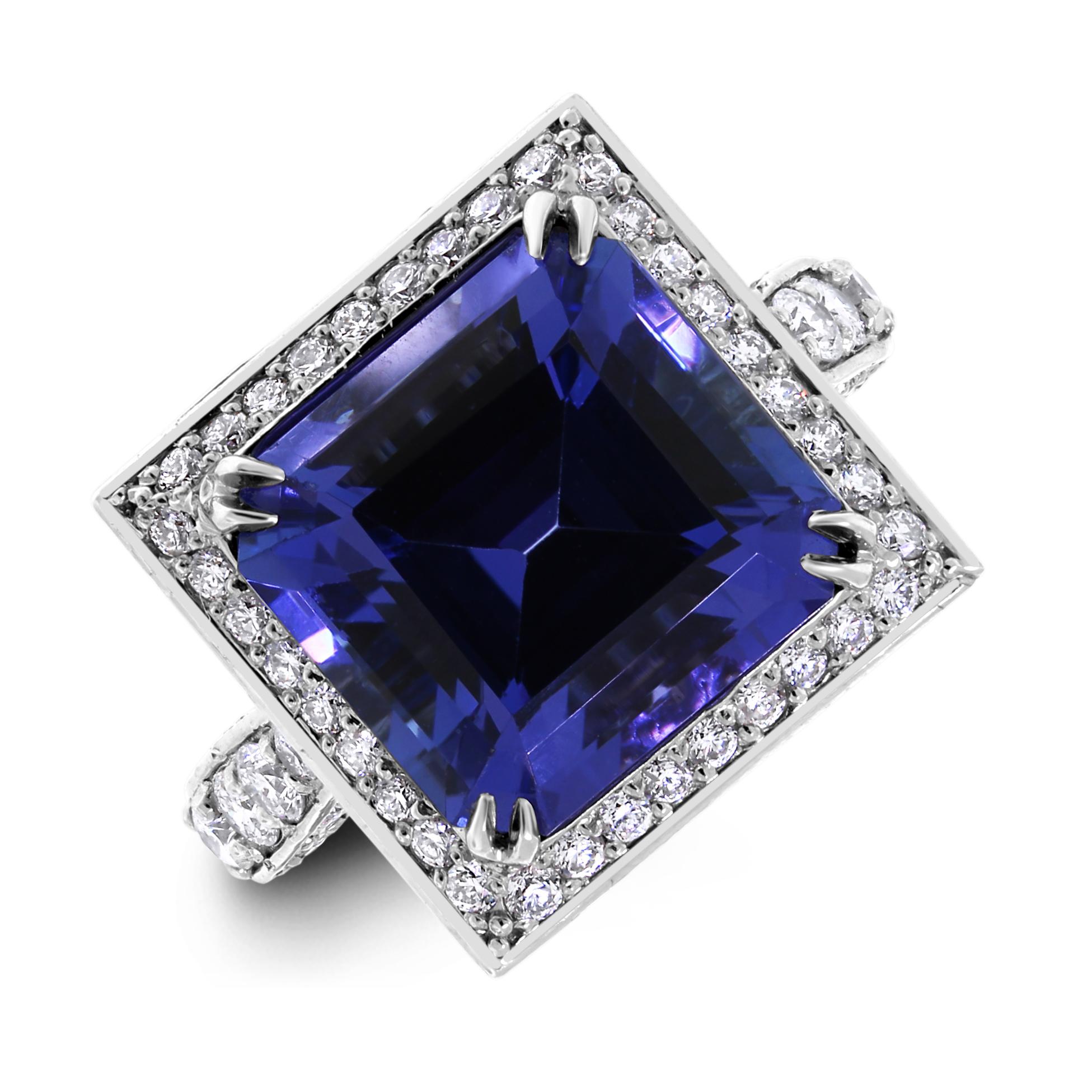 Beauvince Violet Chameleon Ring (8.92 ct Tanzanite & Diamonds) in White Gold In New Condition For Sale In New York, NY