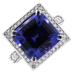 Beauvince Violetter Chameleon-Ring (8,92 Karat Tansanit & Diamanten) aus Weißgold
