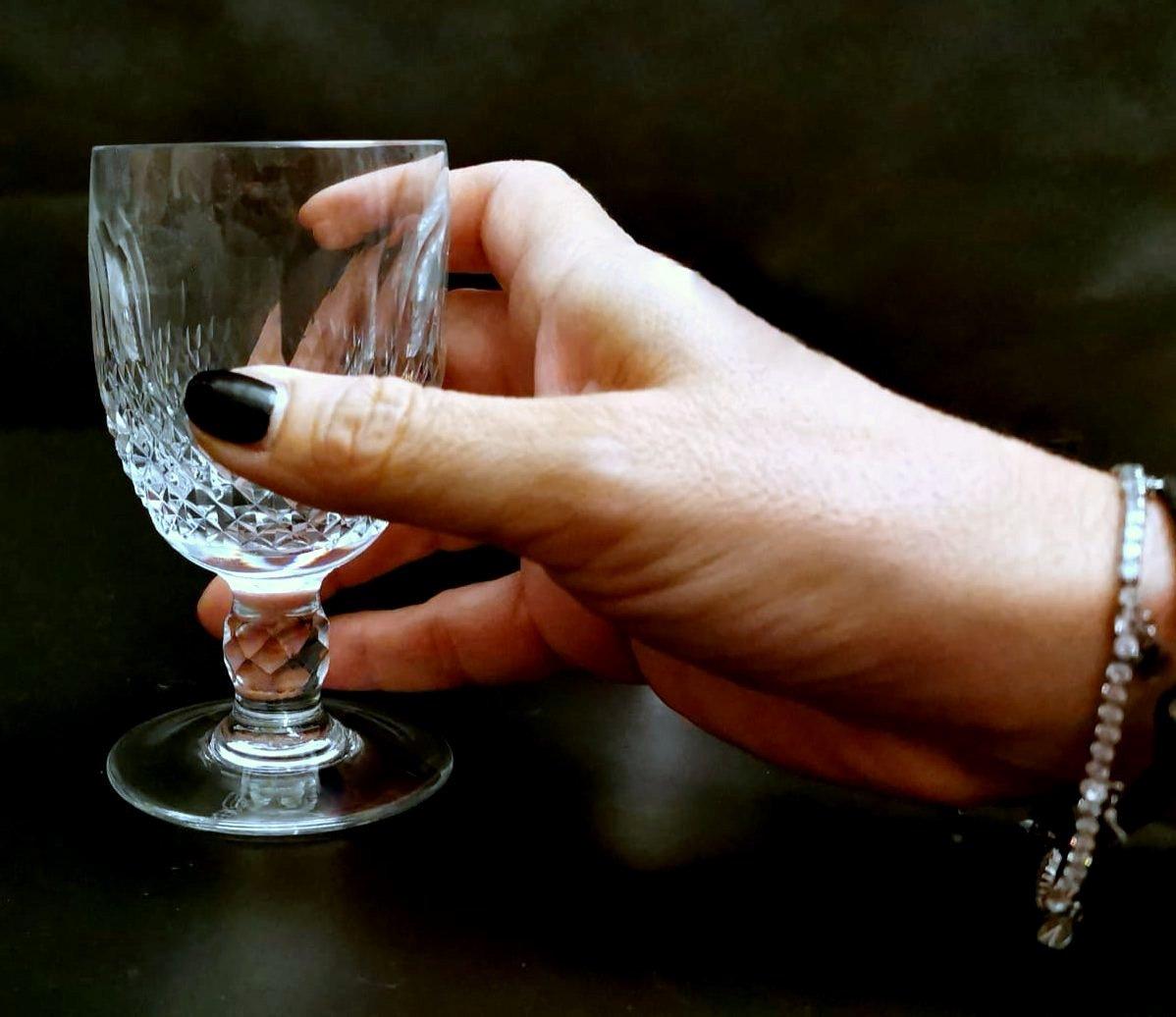 6 verres à liqueur en cristal français de style Beaux-Arts en vente 11