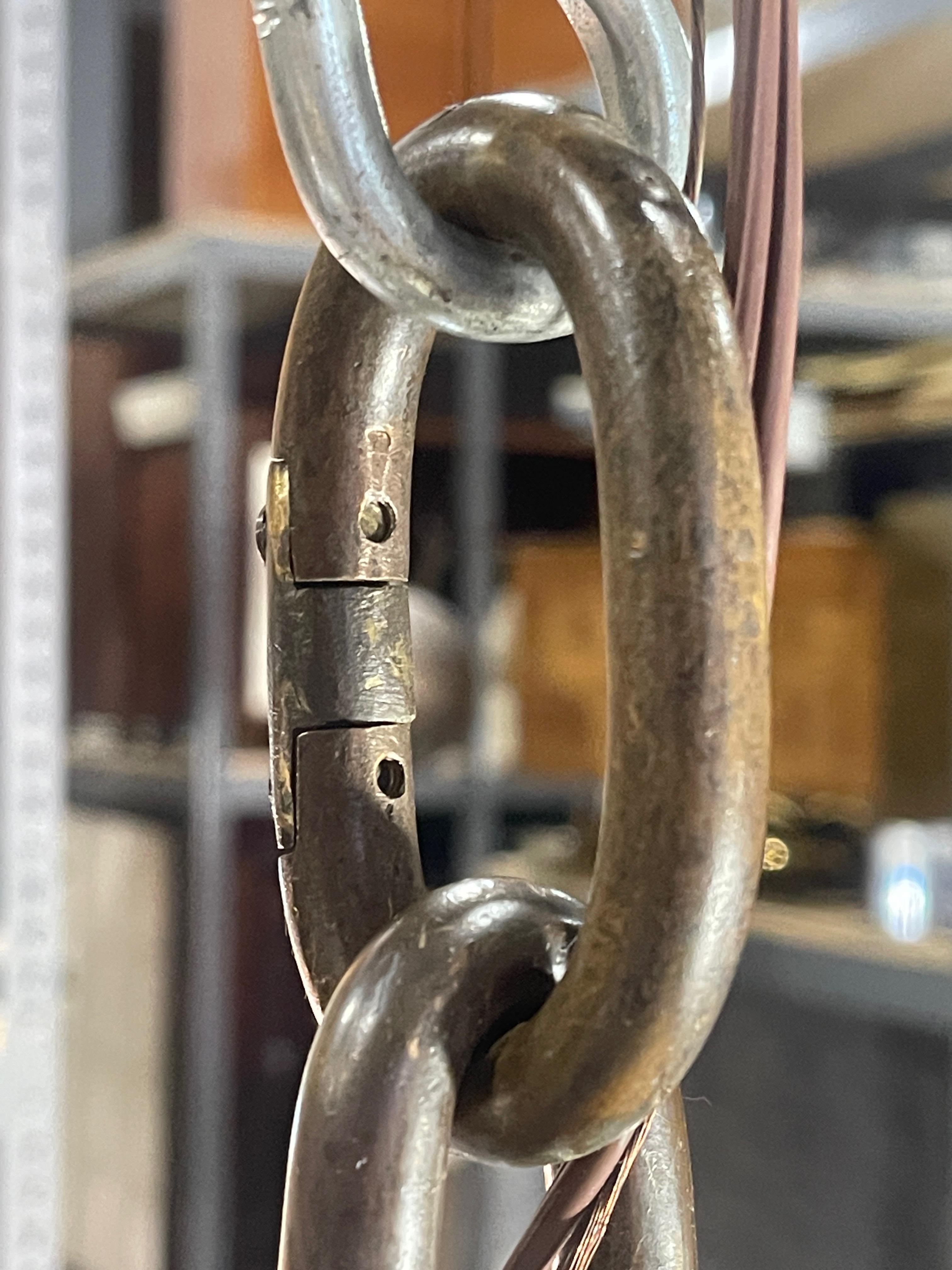 Beaux Arts Bronze eiförmiger Anhänger aus Michigan Central Station, Detroit im Angebot 4