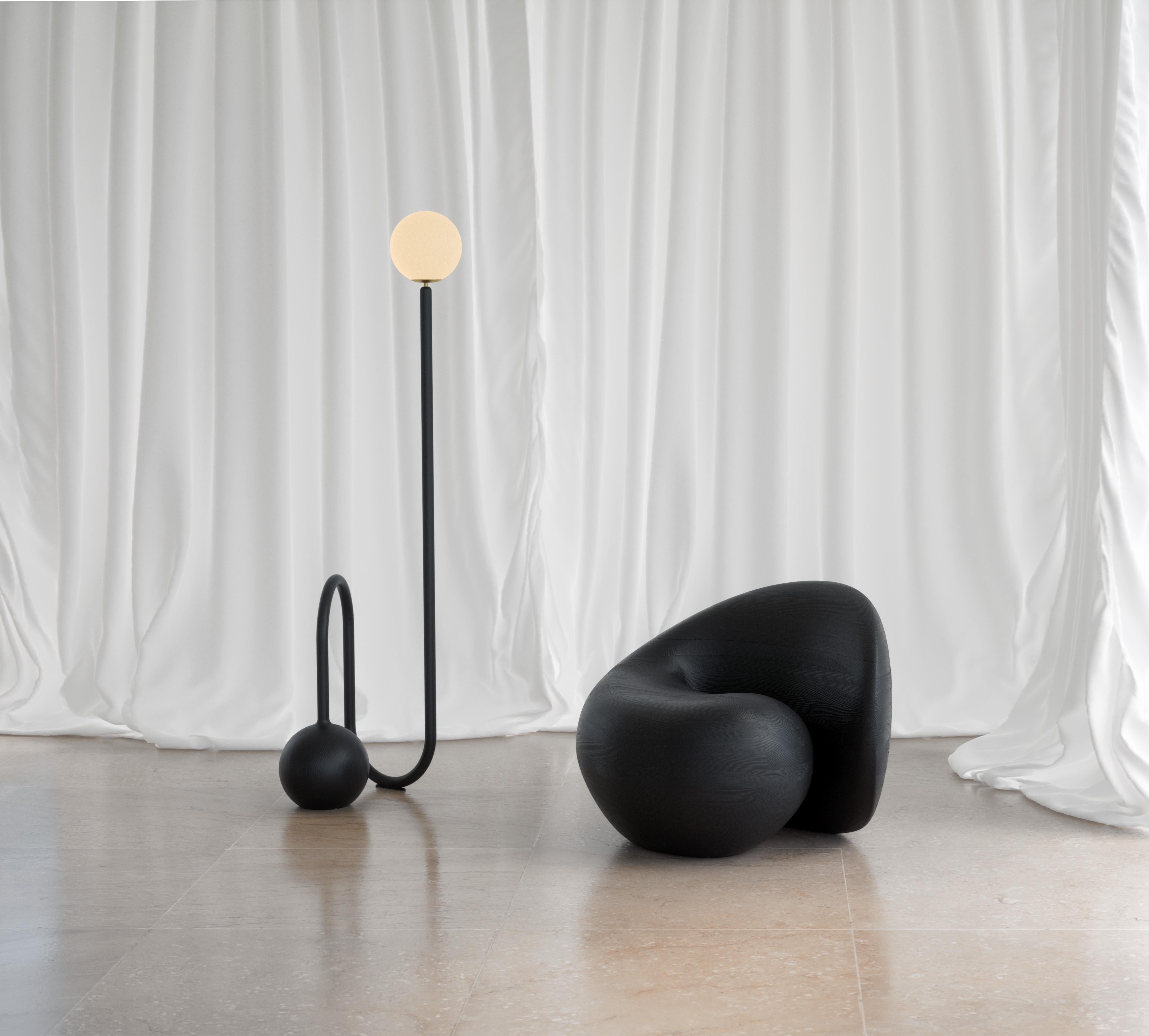 XXIe siècle et contemporain Chaise à queue de castor en chêne blanc par Objects & Ideas en vente