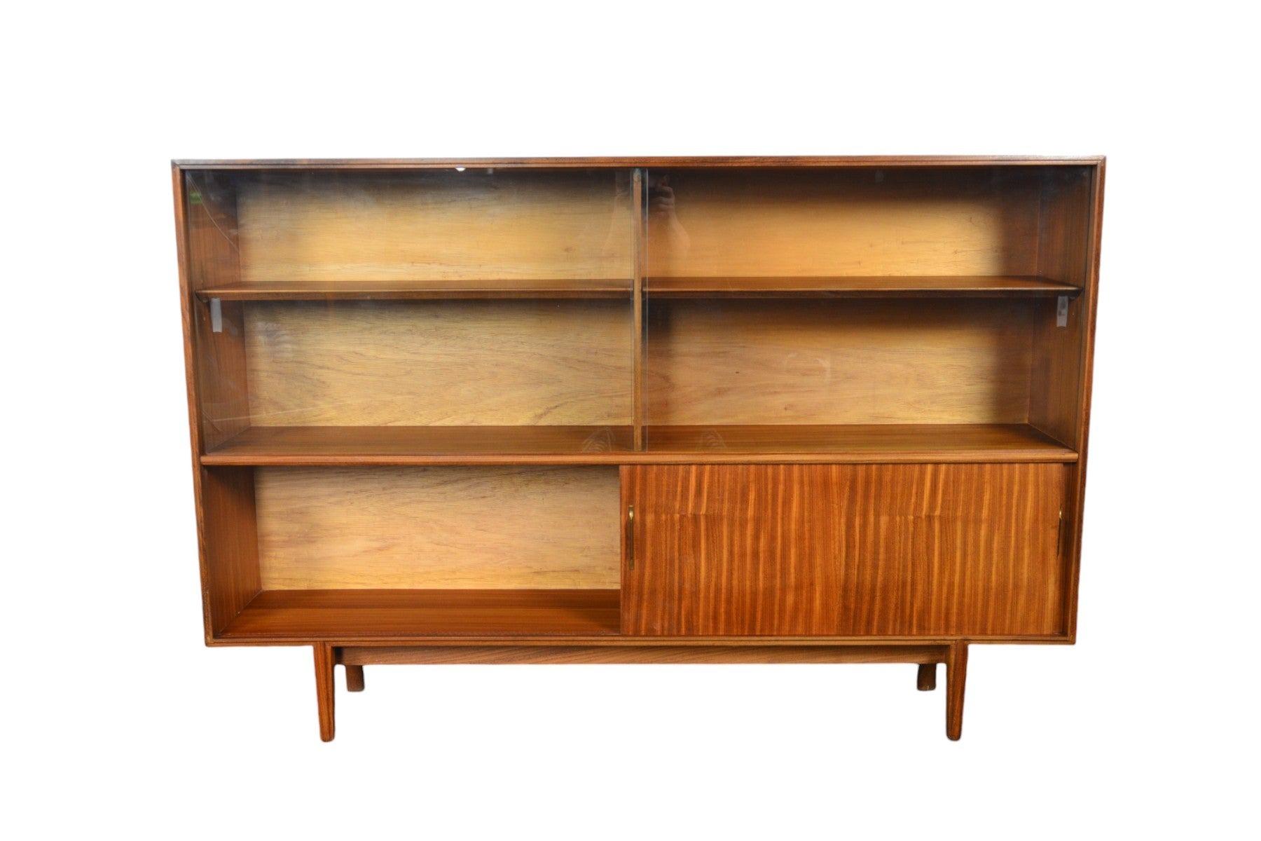 Beaver + Tapley Libreria / Credenza 