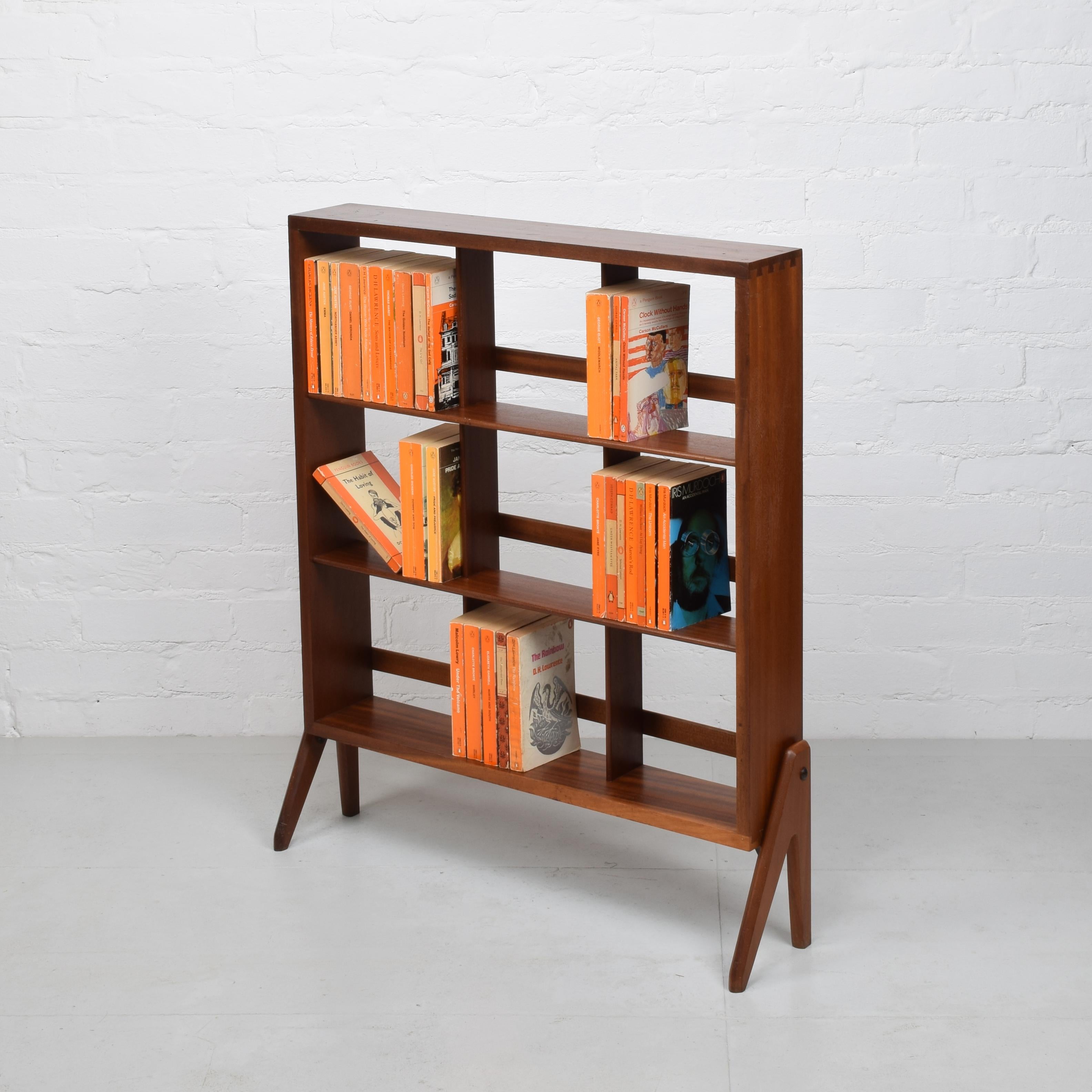 Beaver and Tapley (manufacturer), in collaboration with Penguin Books, 1956
'Penguin Bookshelf'

Classic 1950's shelf unit, designed and marketed in close collaboration with Penguin Books… and dimensioned to fit the books perfectly.

Very much