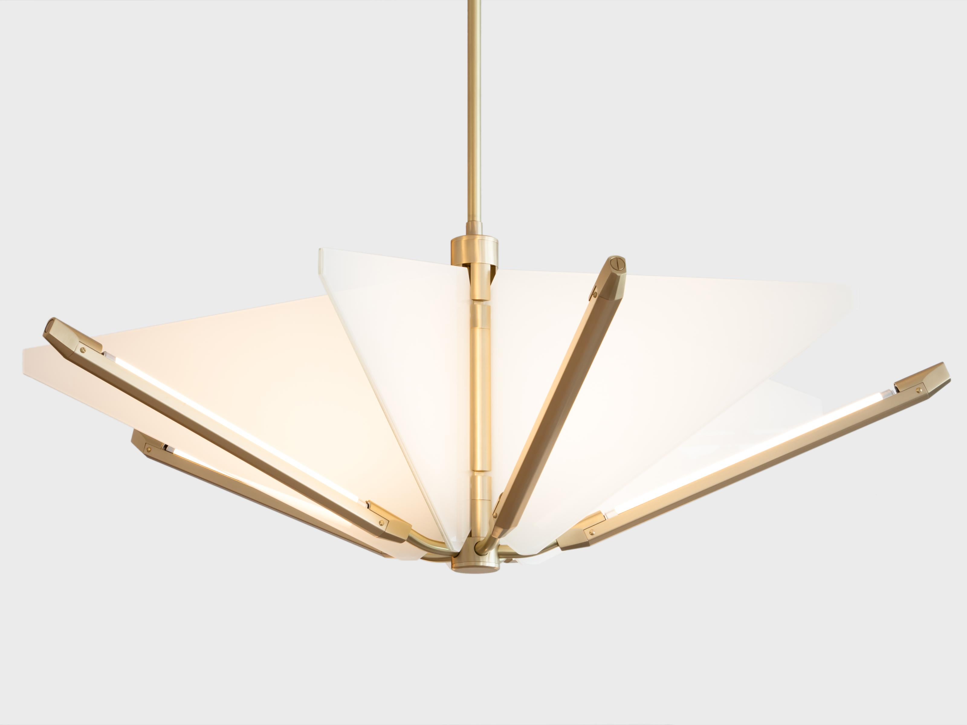 Americano Bec Brittain Echo Short: lampadario a led in vetro bianco e ottone in vendita