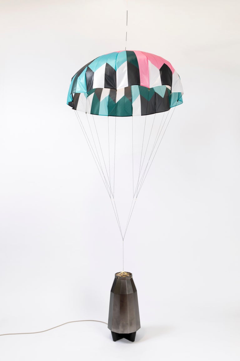 From acclaimed lighting designer Bec Brittain, a new series of dynamic, whimsical lighting forms that mimic the rhythm of flowers in the wind.

Taking cues from the movement of inflated parachutes – specifically, those used by NASA during wind
