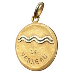 Becker French Zodiac Aquarius Starsign 18K Yellow Gold Charm Pendant