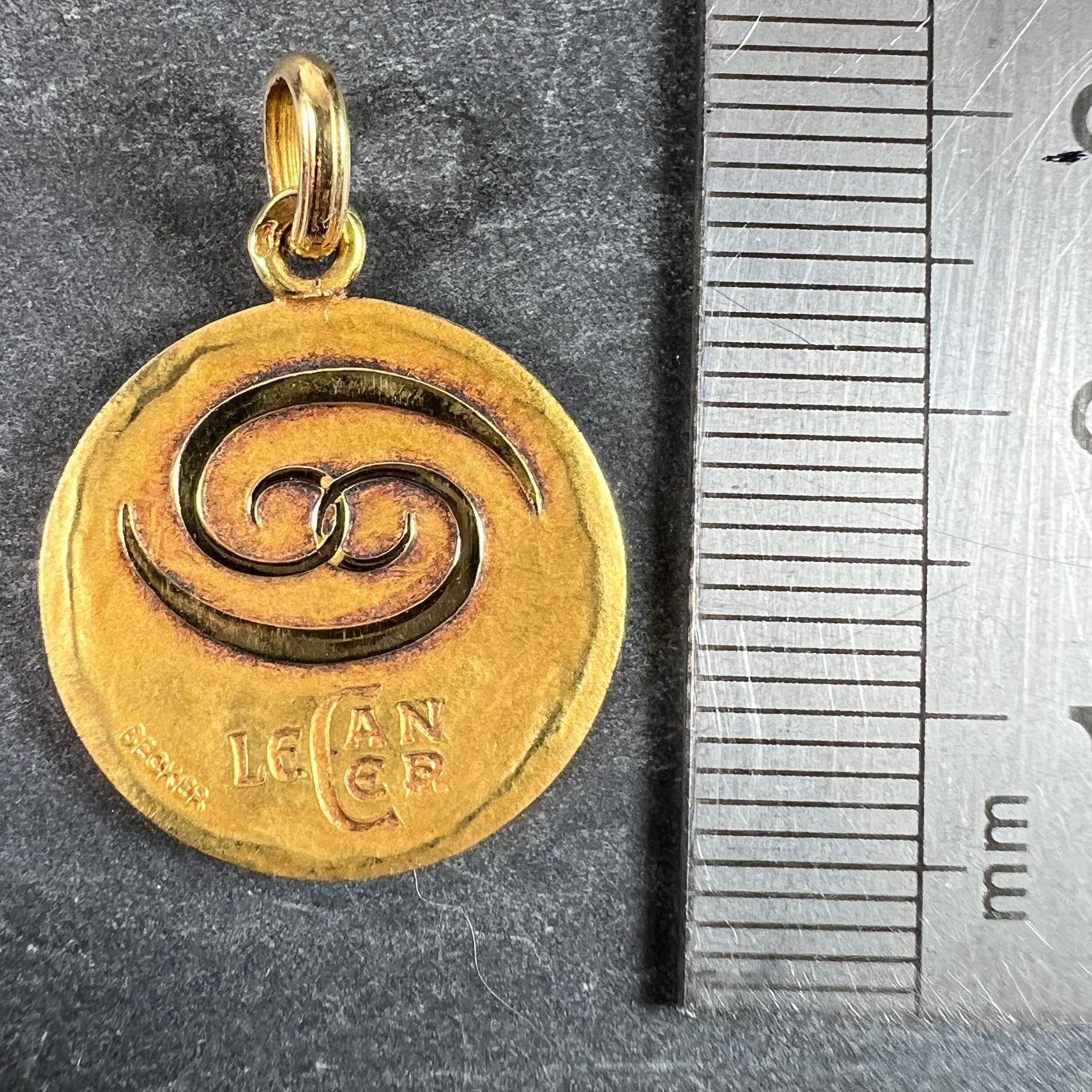 Becker French Zodiac Cancer Sternzeichen 18K Gelbgold Charm-Anhänger im Angebot 6