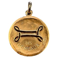 Becker French Zodiac Gemini Starsign 18K Yellow Gold Charm Pendant