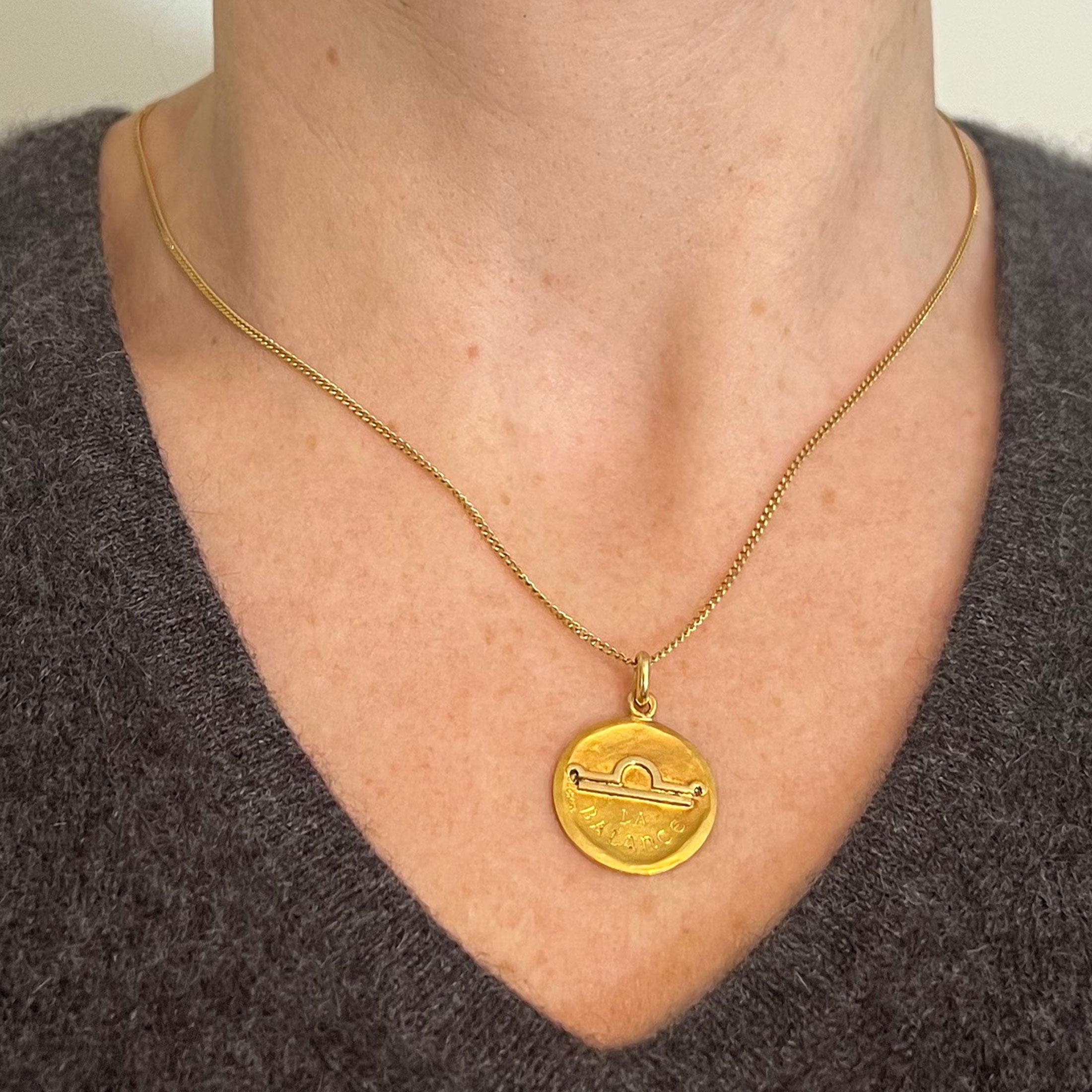 Women's or Men's Becker French Zodiac Libra Starsign 18K Yellow Gold Charm Pendant For Sale