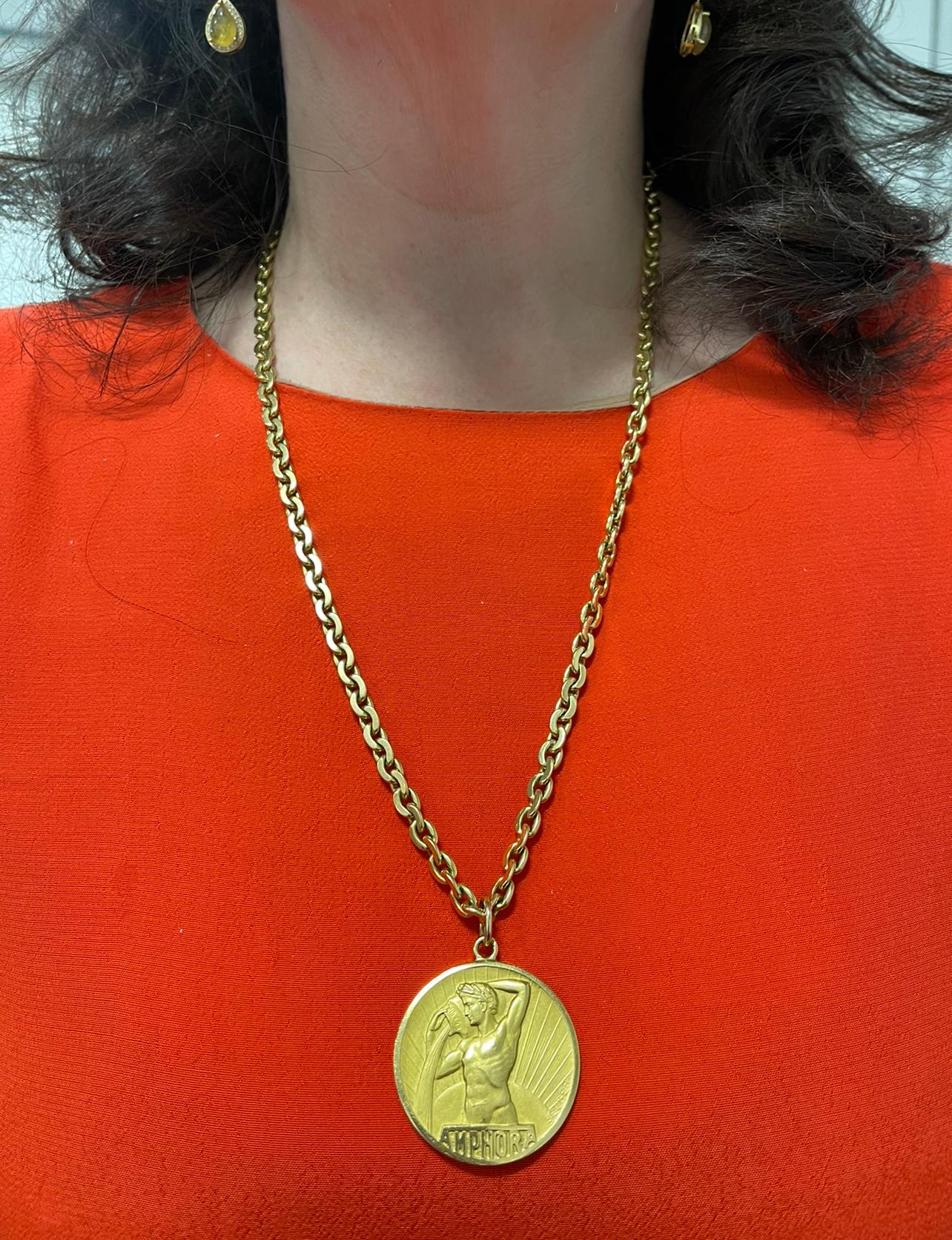 Becker Le Verseau Anhänger Halskette 18k Gelbgold im Zustand „Hervorragend“ in Dallas, TX