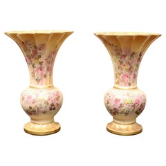 Paire de vases en porcelaine peints à la main BECKWITH CHINA