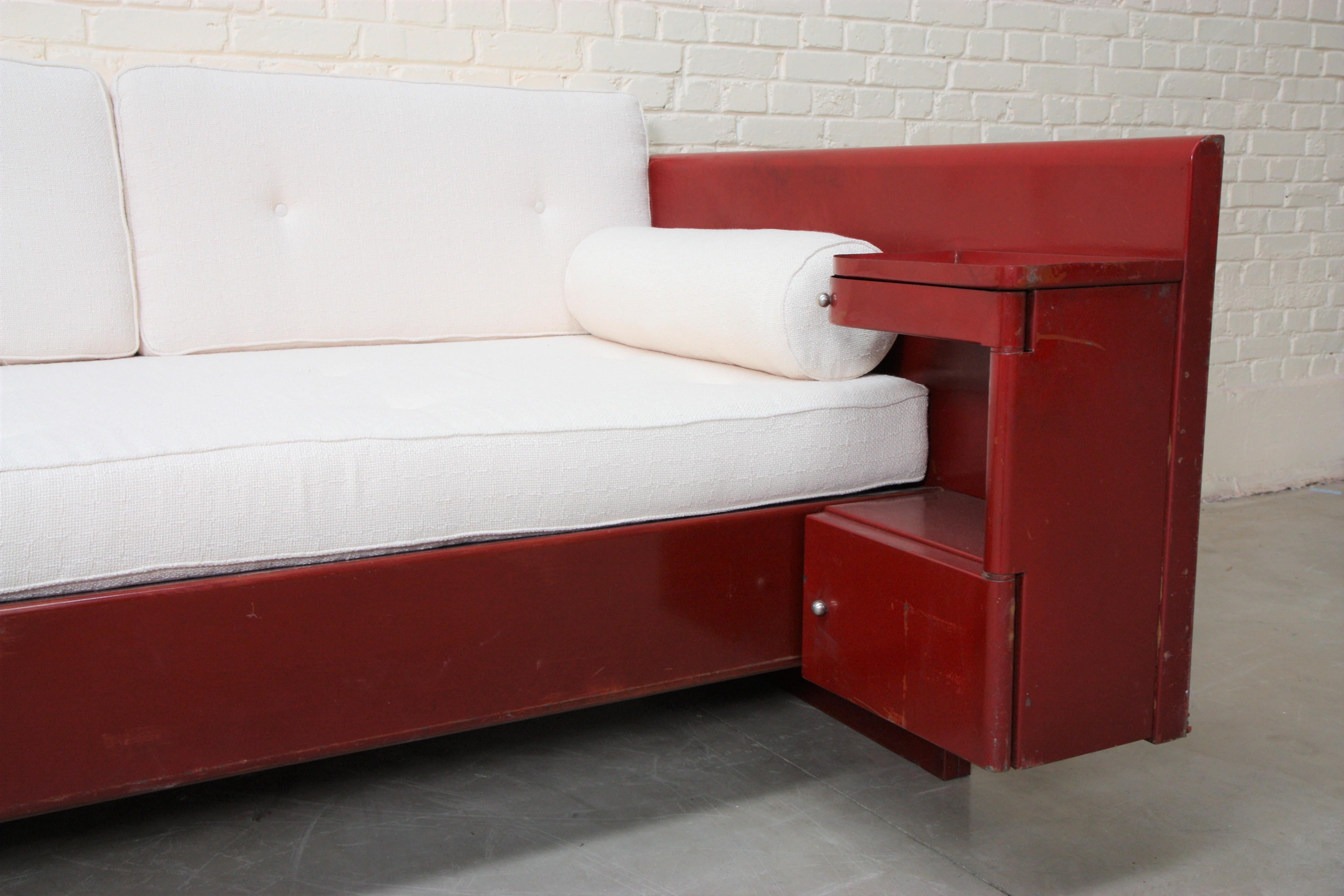 Mid-20th Century Bed by Jean Prouvé 