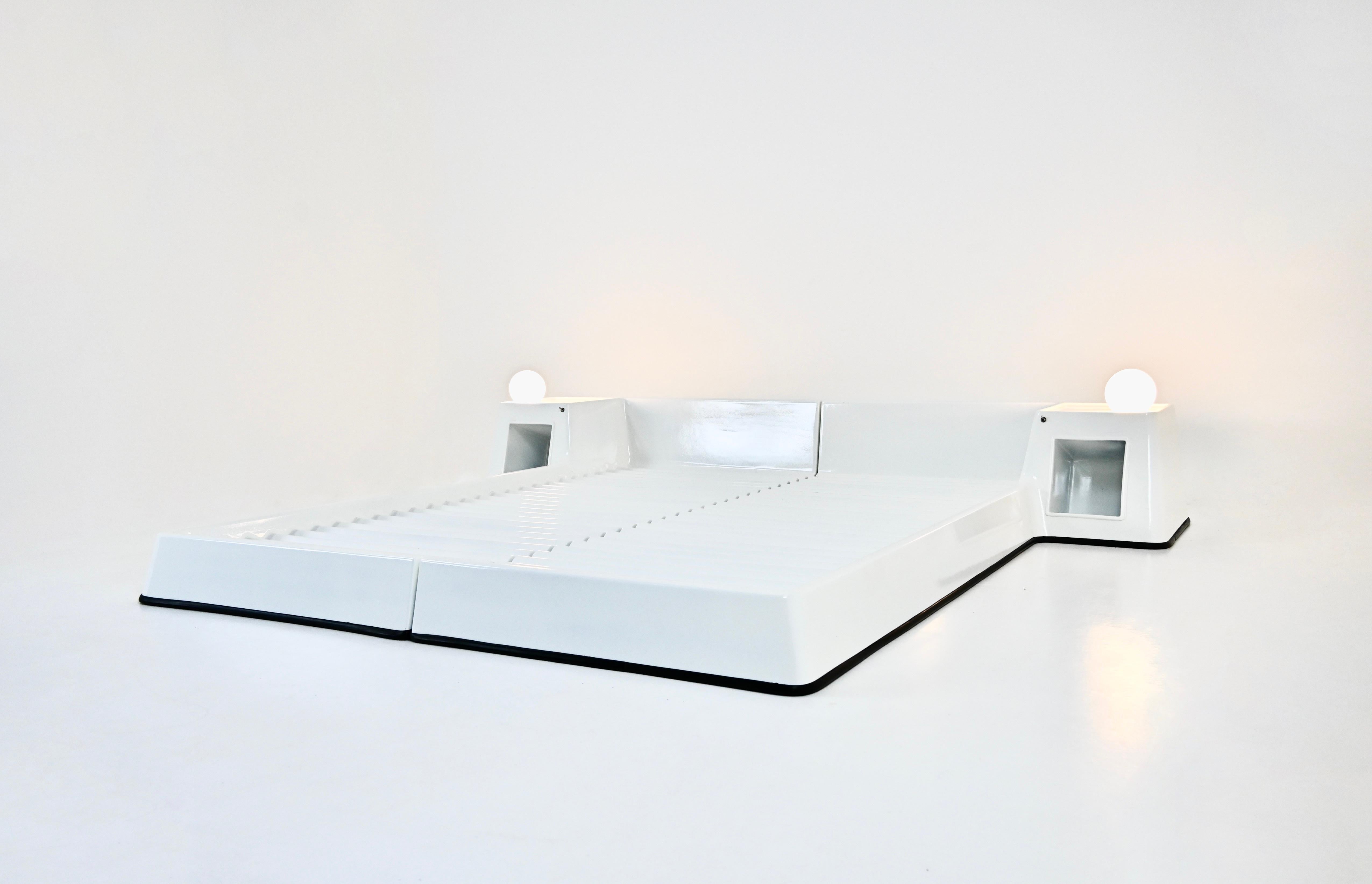 Bed by Marc Held for Prisunic, 1970S In Good Condition For Sale In bruxelles, BE