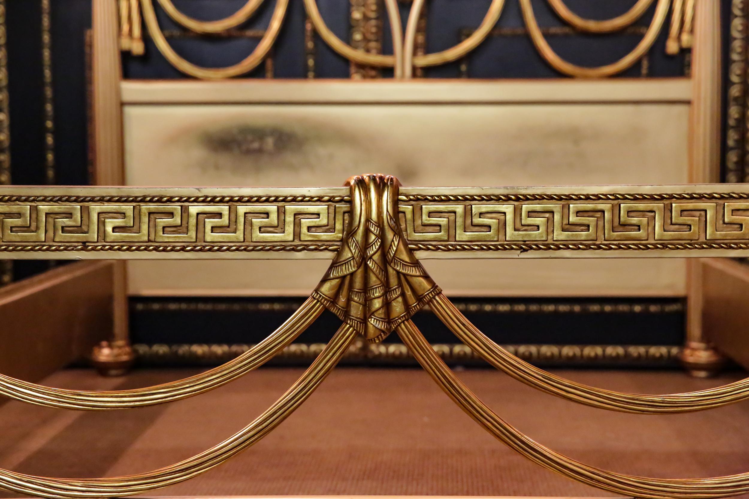 Wood Bed Carved in Versace Style Poliment Gold High Quality