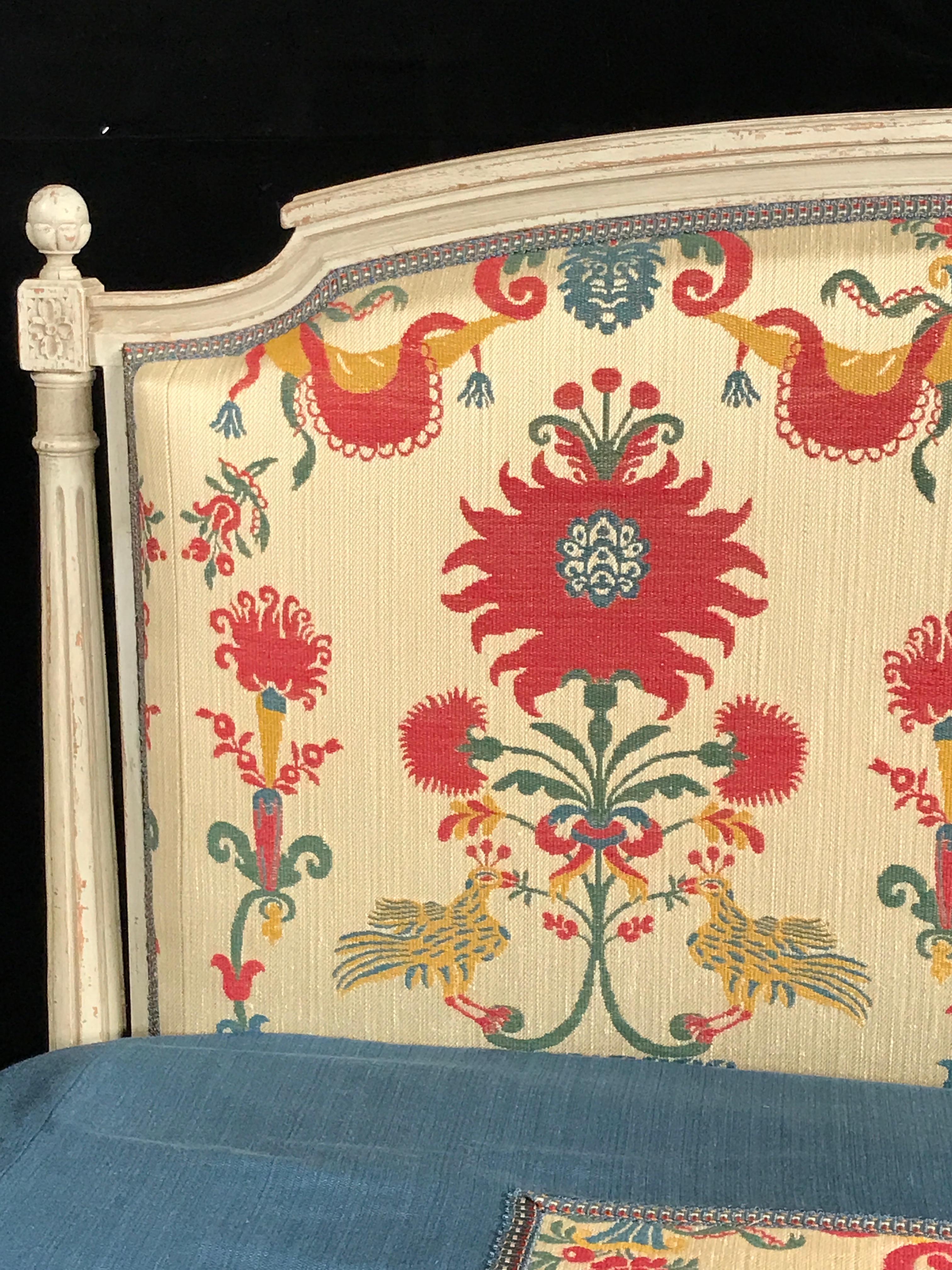 Bed French Carved Painted Old White Susani Upholstered Louis XVI King 150cm 5ft For Sale 9