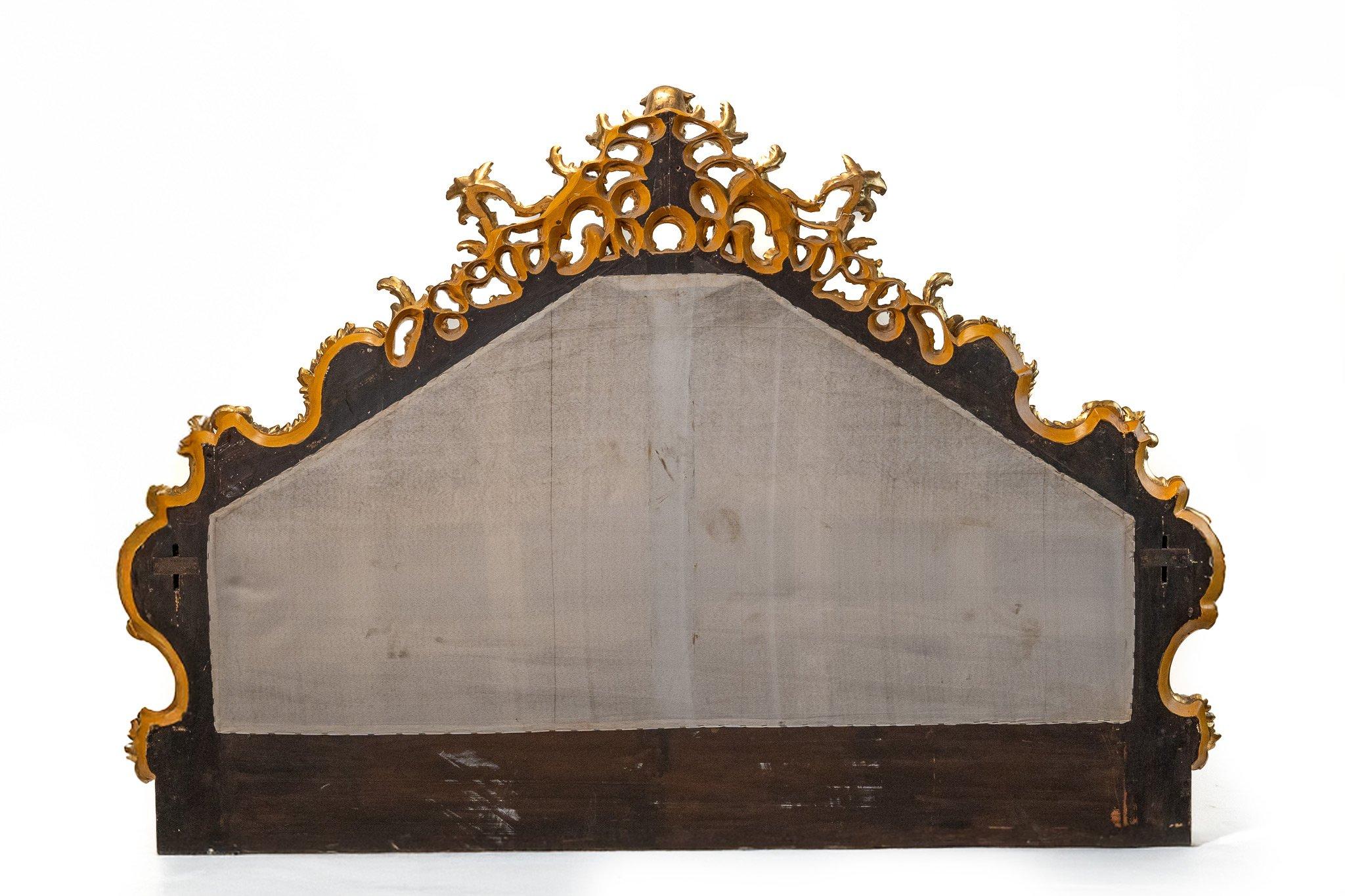 Bed back in gilded wood. ADDITIONAL PHOTOS, INFORMATION OF THE LOT AND SHIPPING INFORMATION CAN BE REQUEST BY SENDING AN EMAIL.

Tags: Spalliera da letto. Cabecero de cama. Tête de lit. Bettkopfteil.

Dimensions
135x194x18cm

XX century