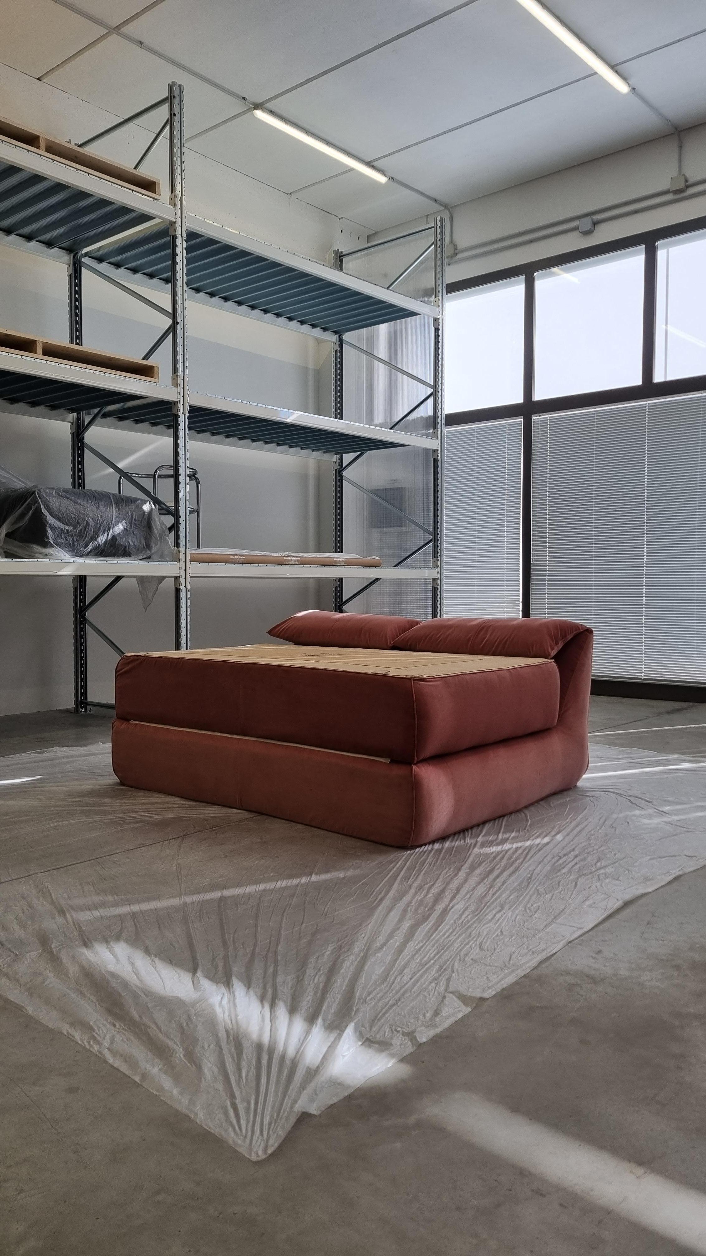 Cama de la serie Le Bambole diseñada por Mario Bellini para B&b Italia 1972 en venta 4