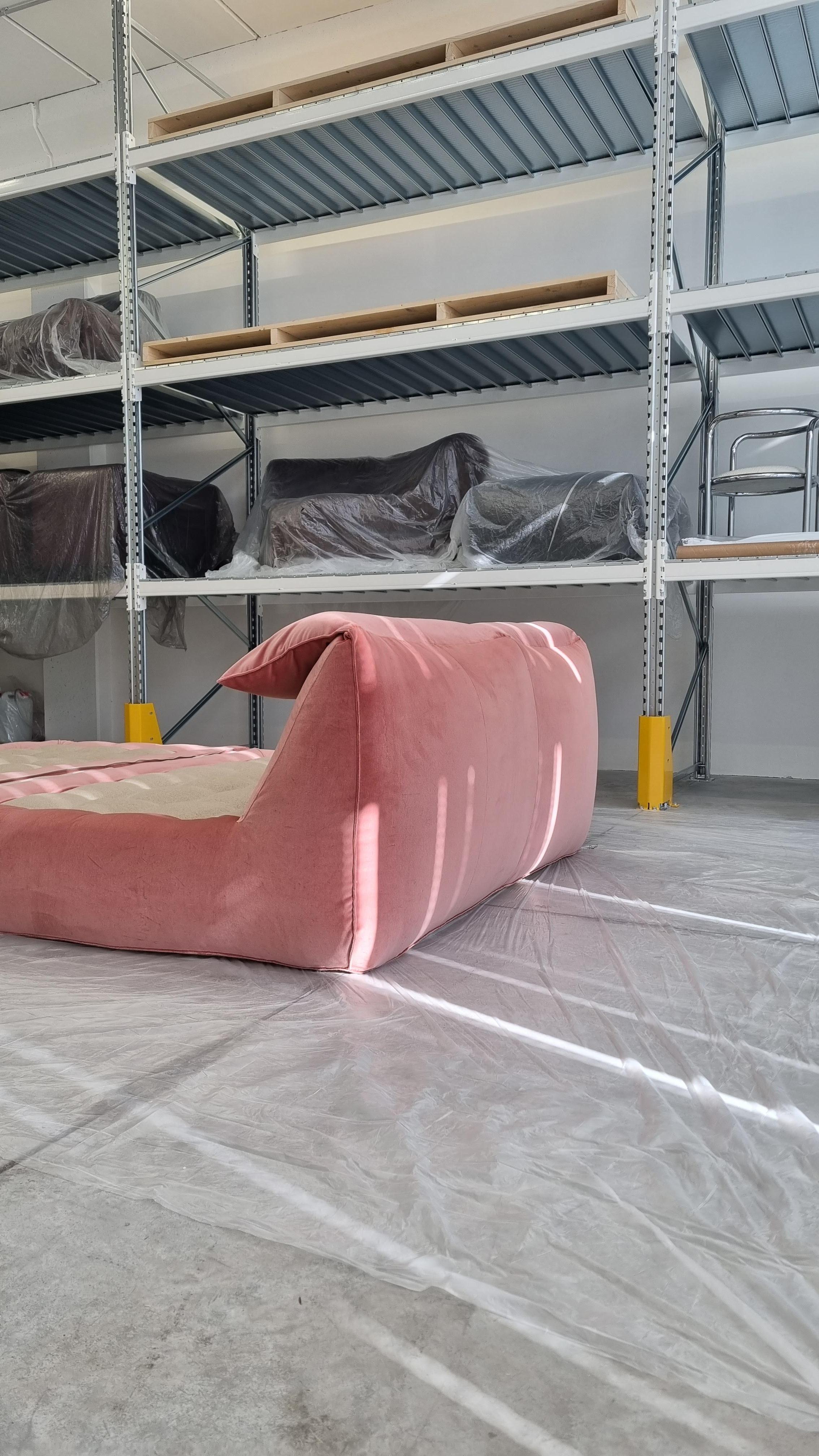 Cama de la serie Le Bambole diseñada por Mario Bellini para B&b Italia 1972 Italiano en venta
