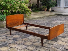 Cama o sofá cama, Roger Landault, Periodo de reconstrucción, años 50, Francia