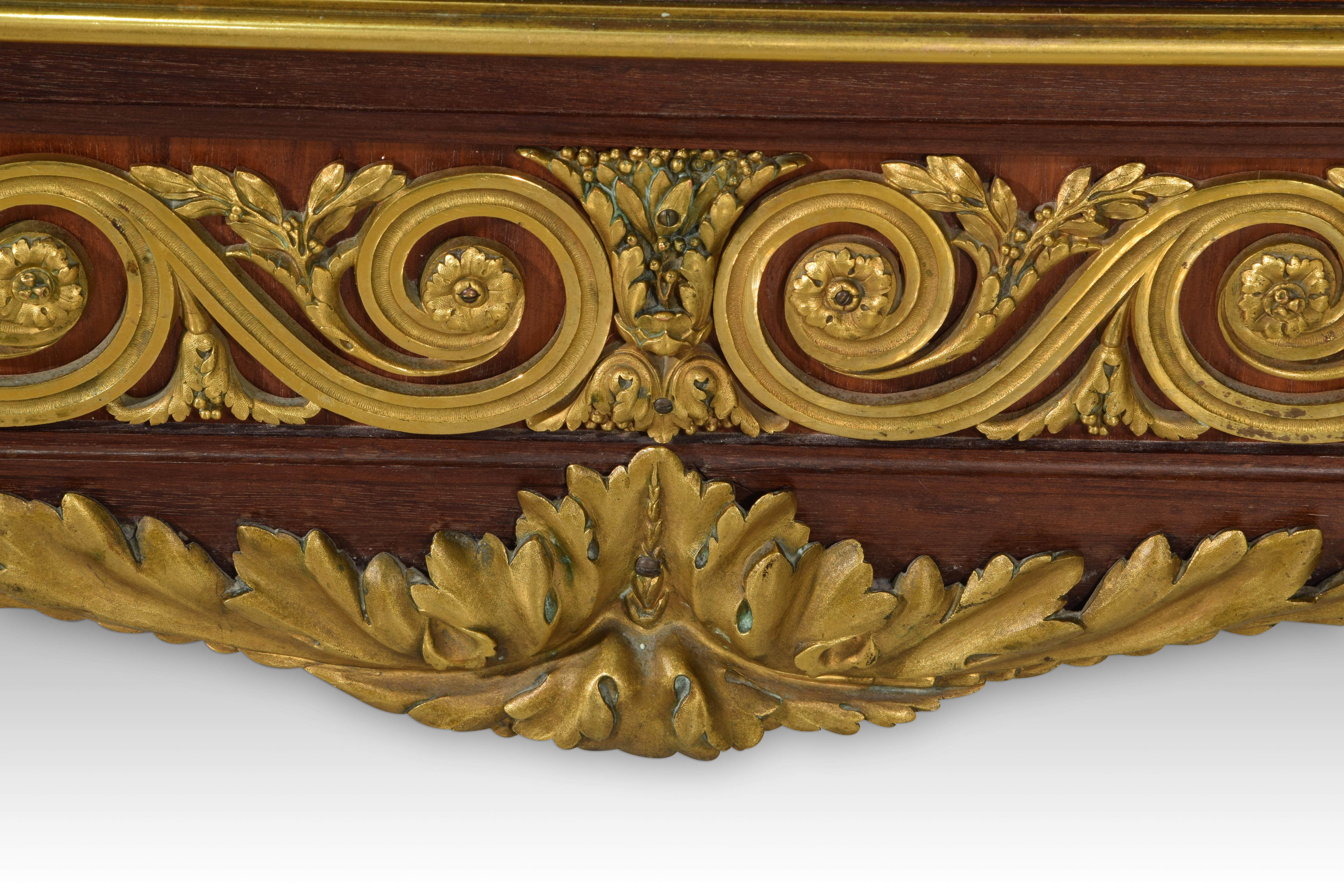 Bed. Wood, gilded bronze, metal. QUIGNON FILS. Paris, France, ca late 19th cent. In Good Condition For Sale In Madrid, ES