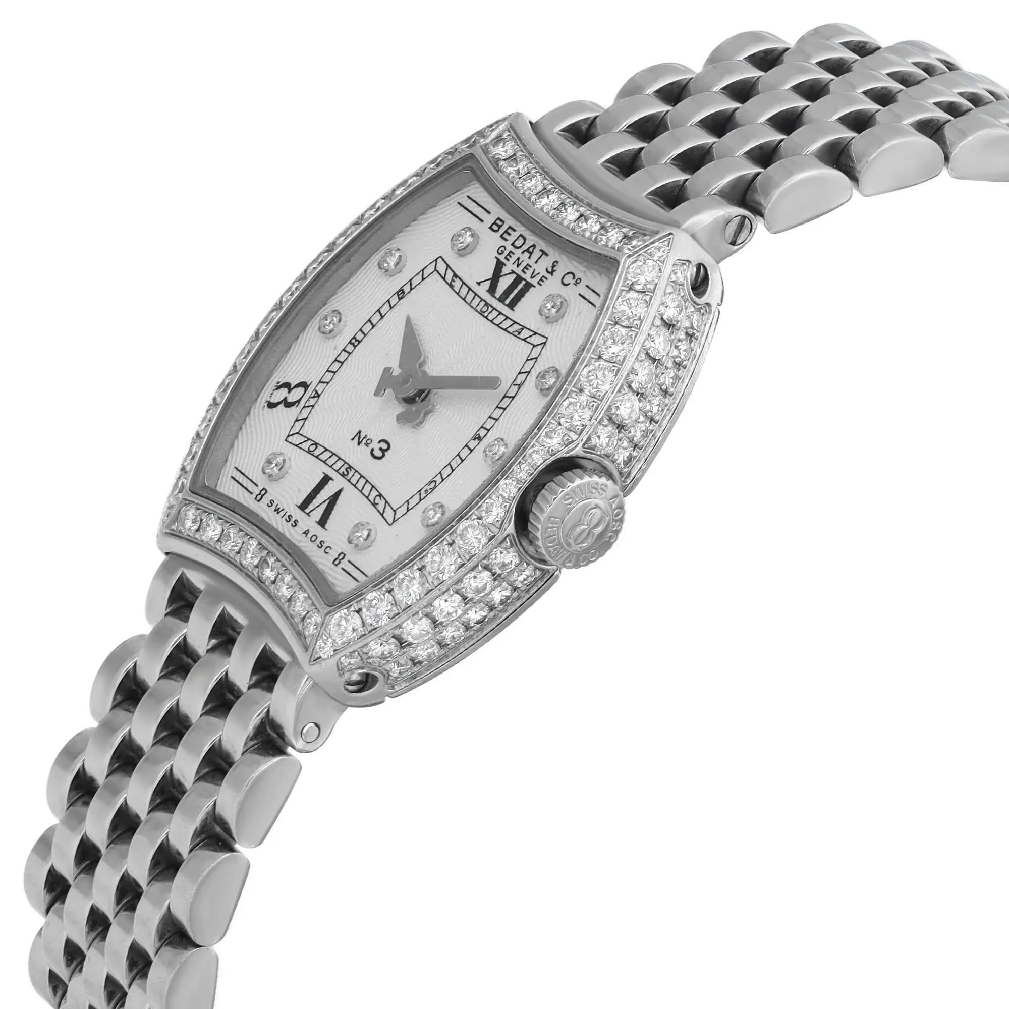 Bedat n° 3 Tonneau Steel Silver Dial Montre à quartz pour femmes 304.051.109 Bon état - En vente à New York, NY