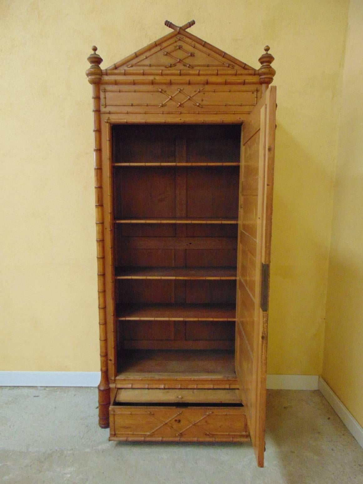  Bedroom Suite Faux Bamboo, circa 1900 For Sale 1