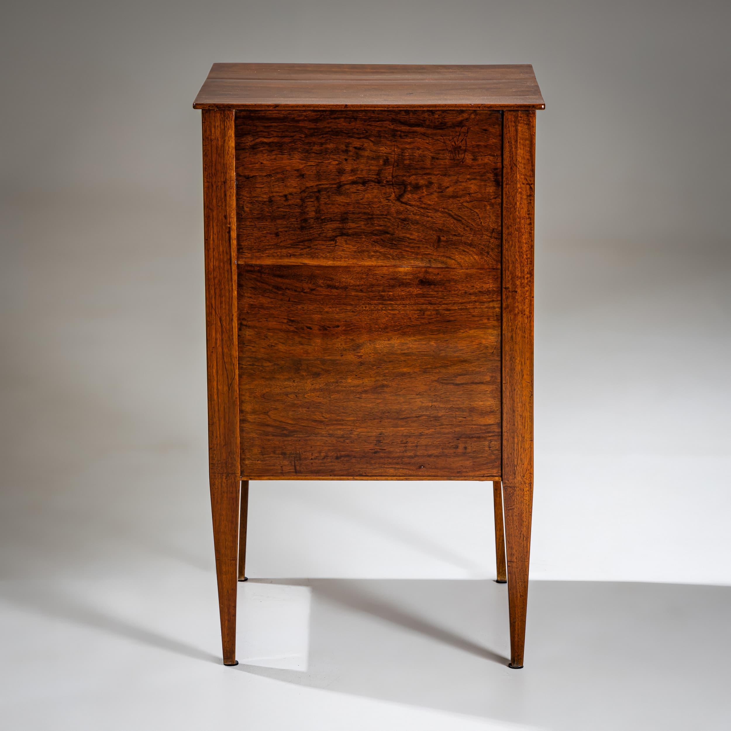 Table de chevet, Italie, fin du XVIIIe siècle en vente 5