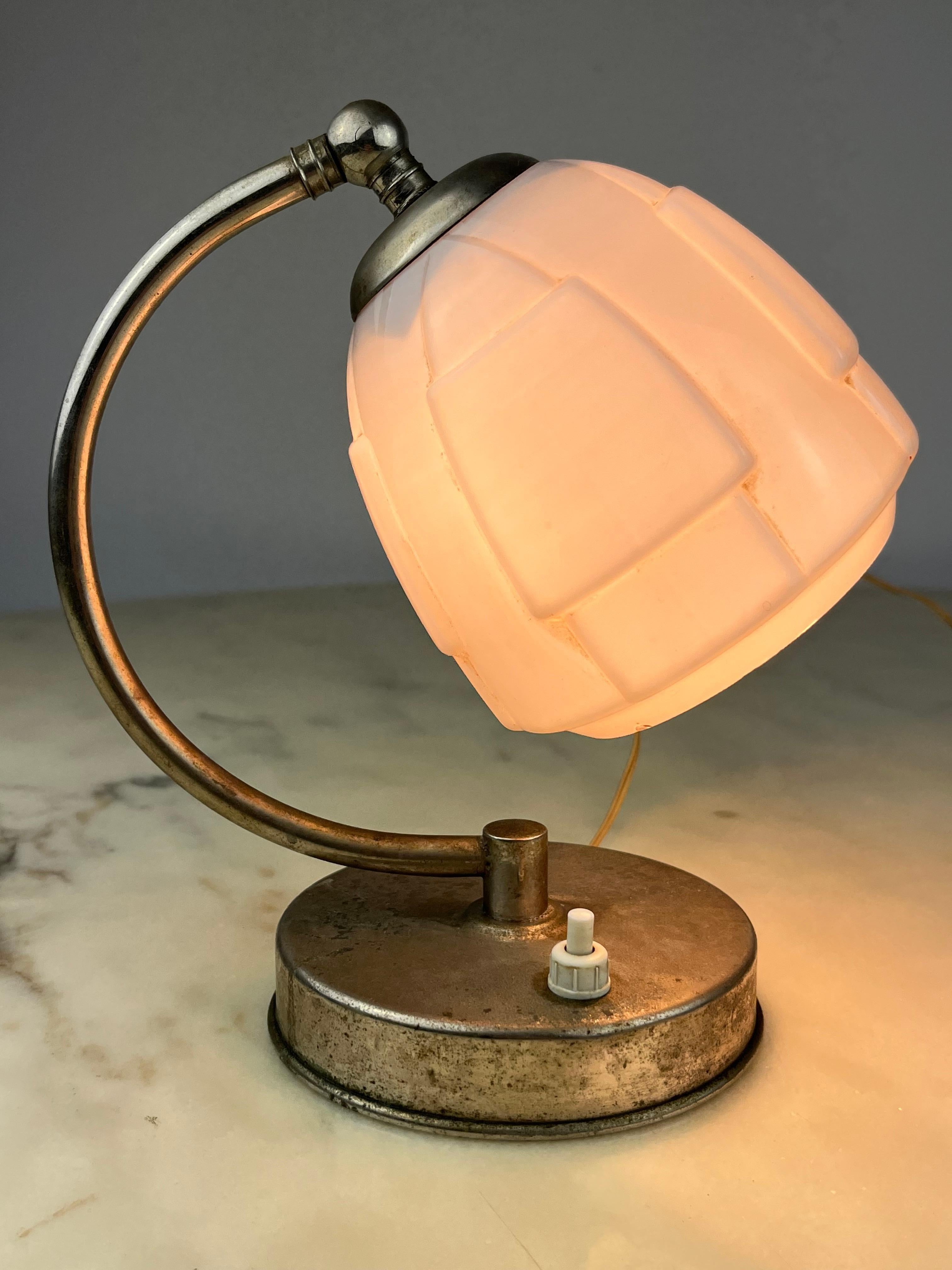 Bedside Lamp in Metal and Glass, Italy, 1940s For Sale 5