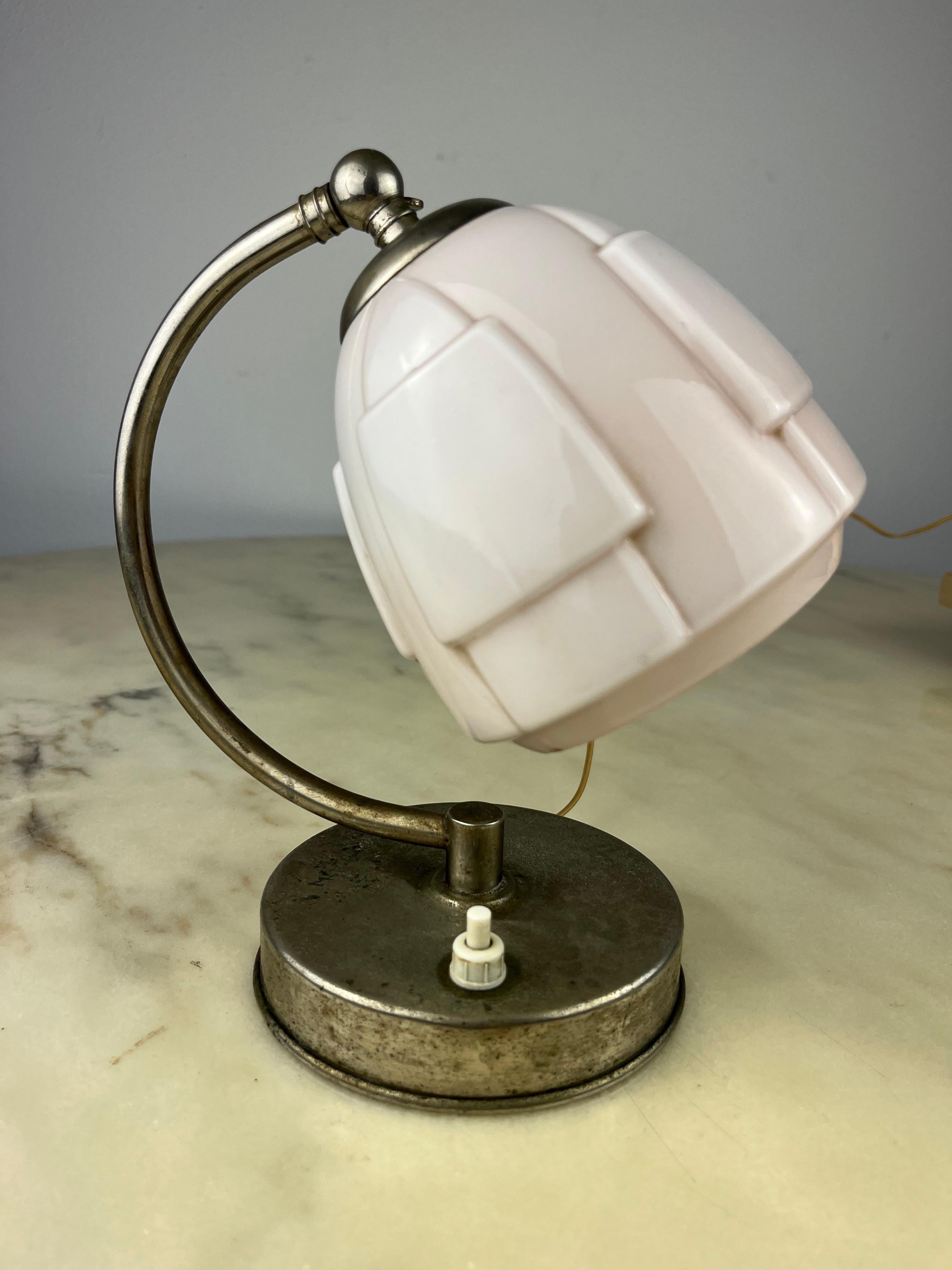 Lampe de chevet en métal et verre, Italie, années 1940. Bon état - En vente à Palermo, IT