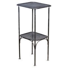 Table de chevet, années 1920